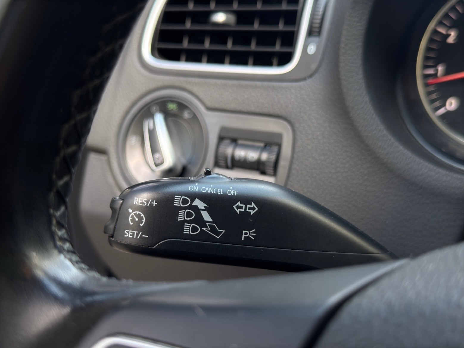 VW Polo 1.2 TSI Comfortline-image-17
