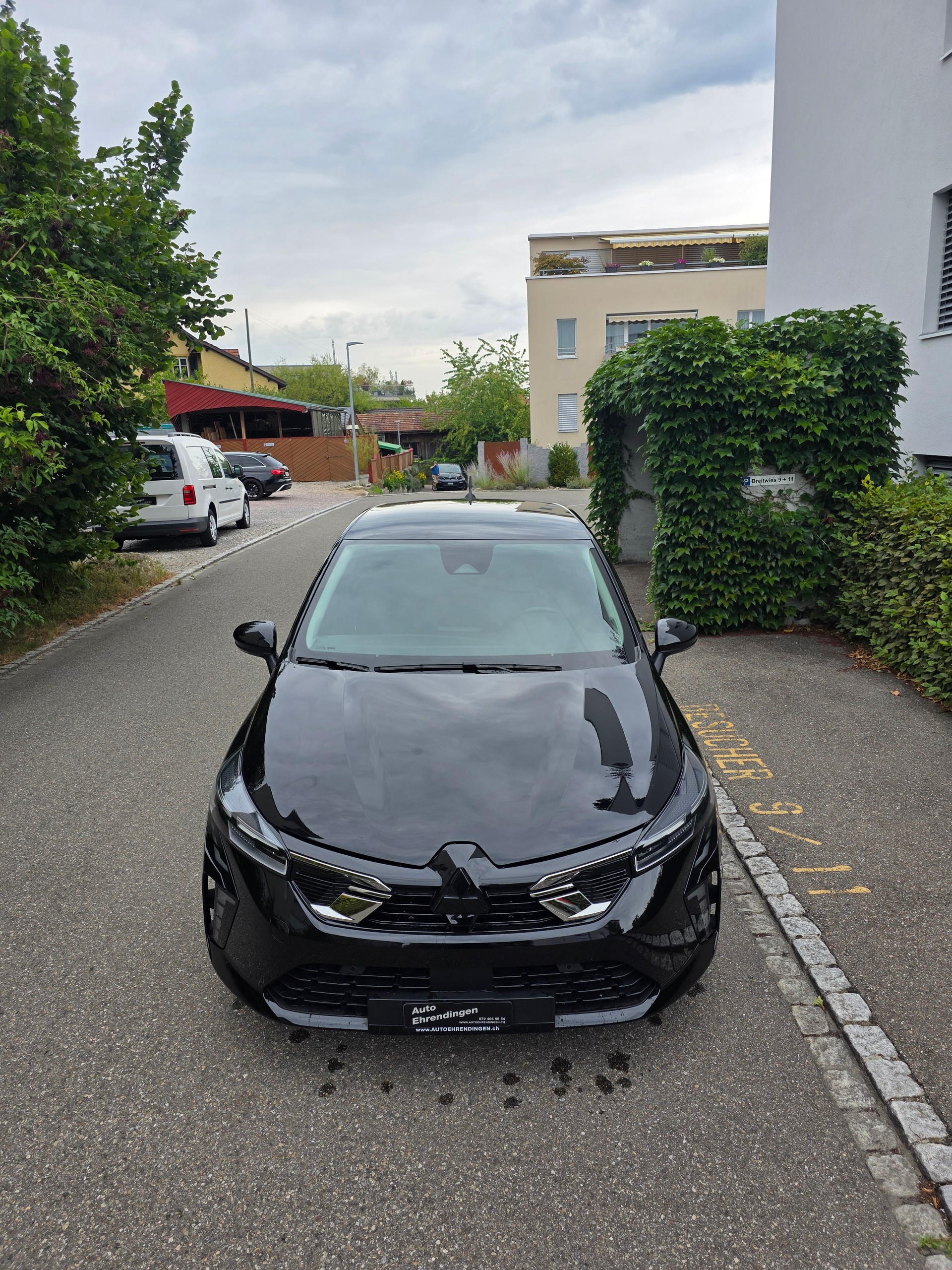 MITSUBISHI COLT 1.6 HEV Invite-image-1