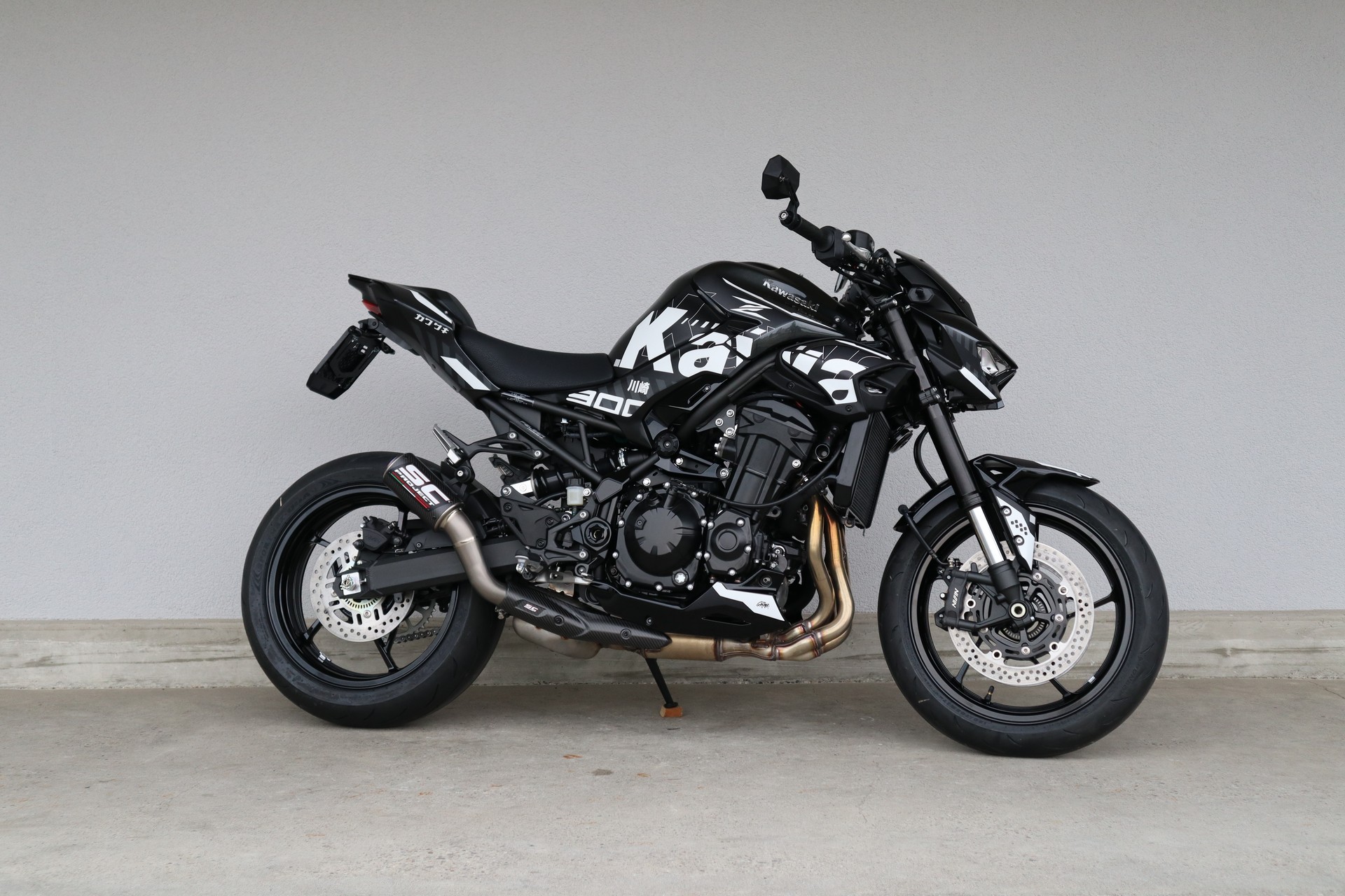 KAWASAKI Z 900 (70kW)-showroom-element-1