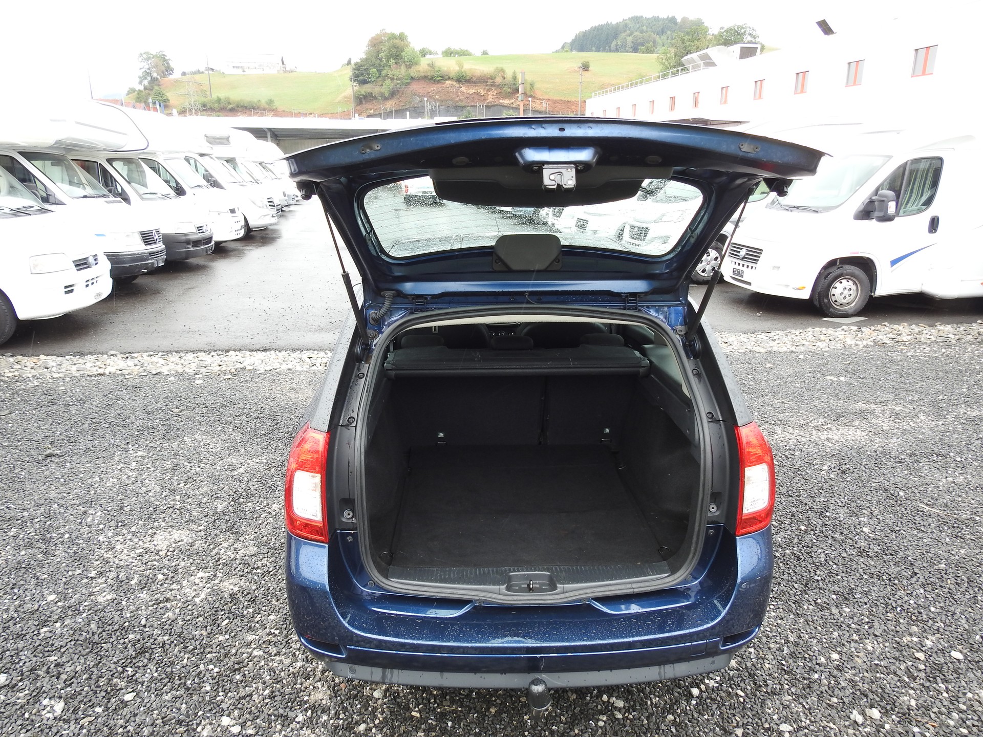DACIA Logan MCV 0.9 Essential-image-9