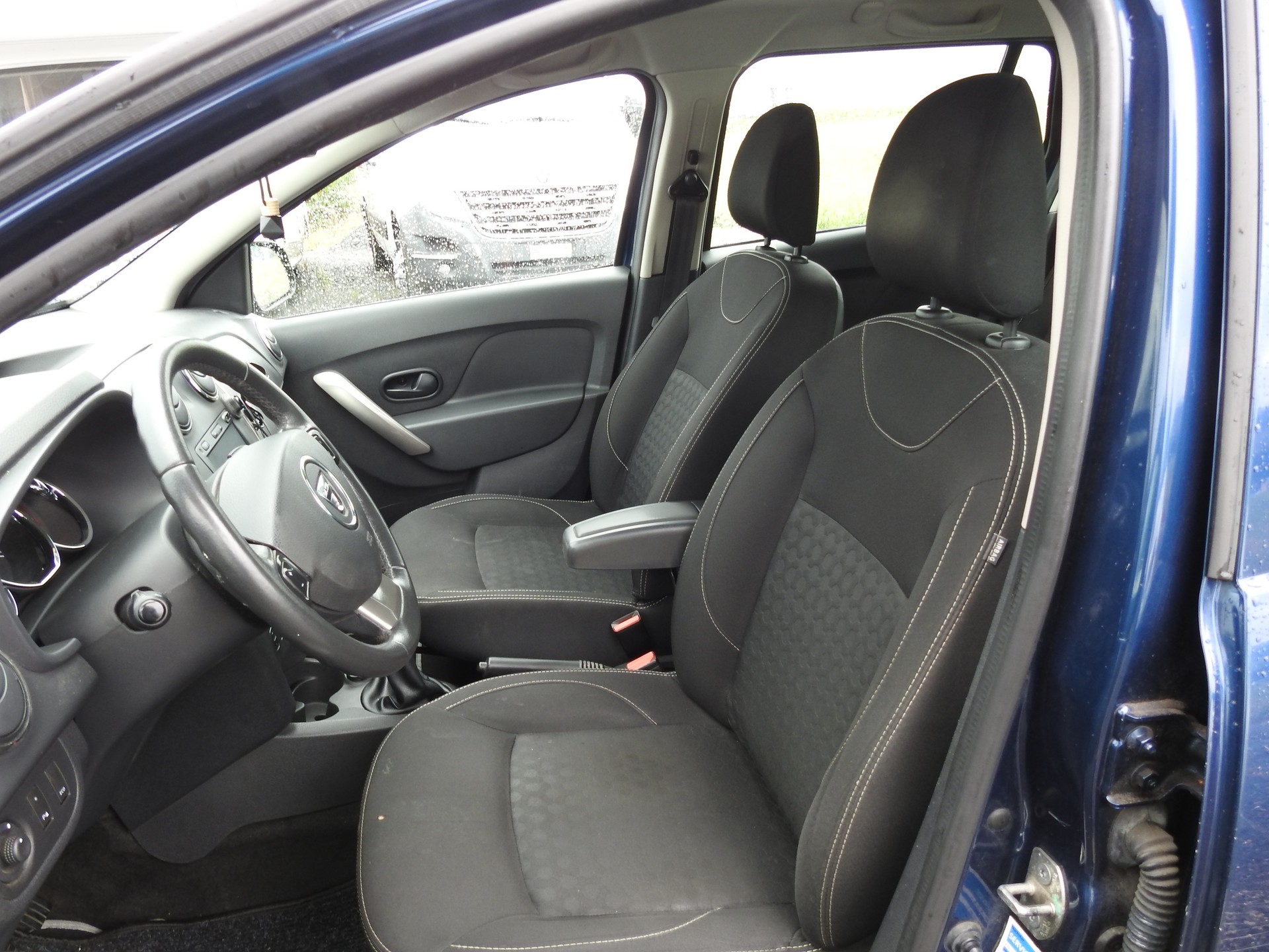 DACIA Logan MCV 0.9 Essential-image-13