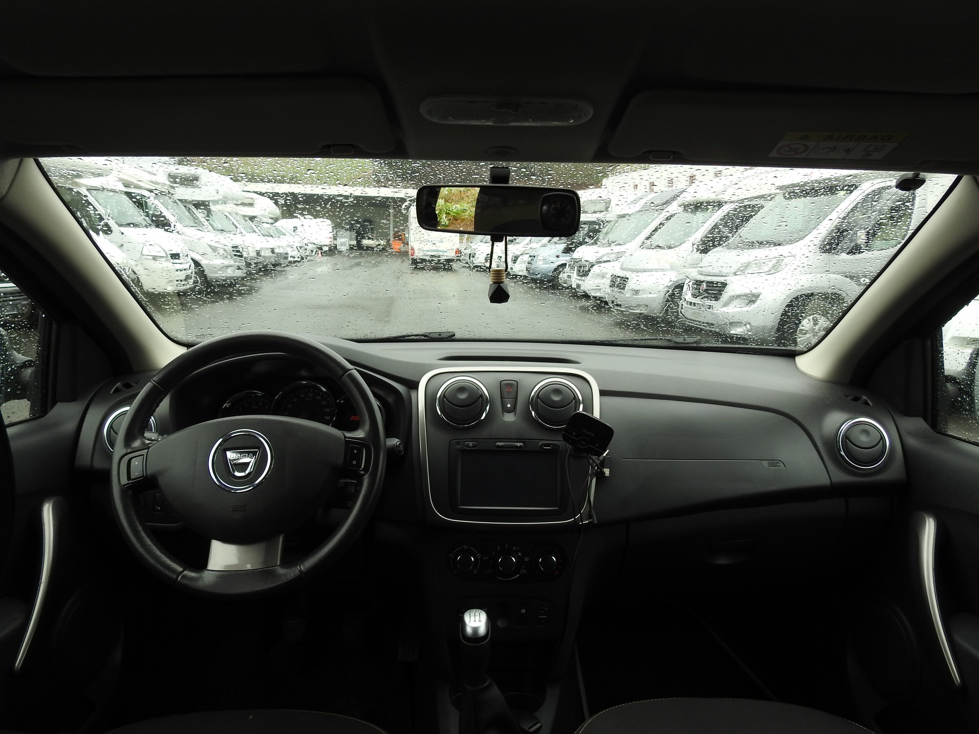 DACIA Logan MCV 0.9 Essential-image-16