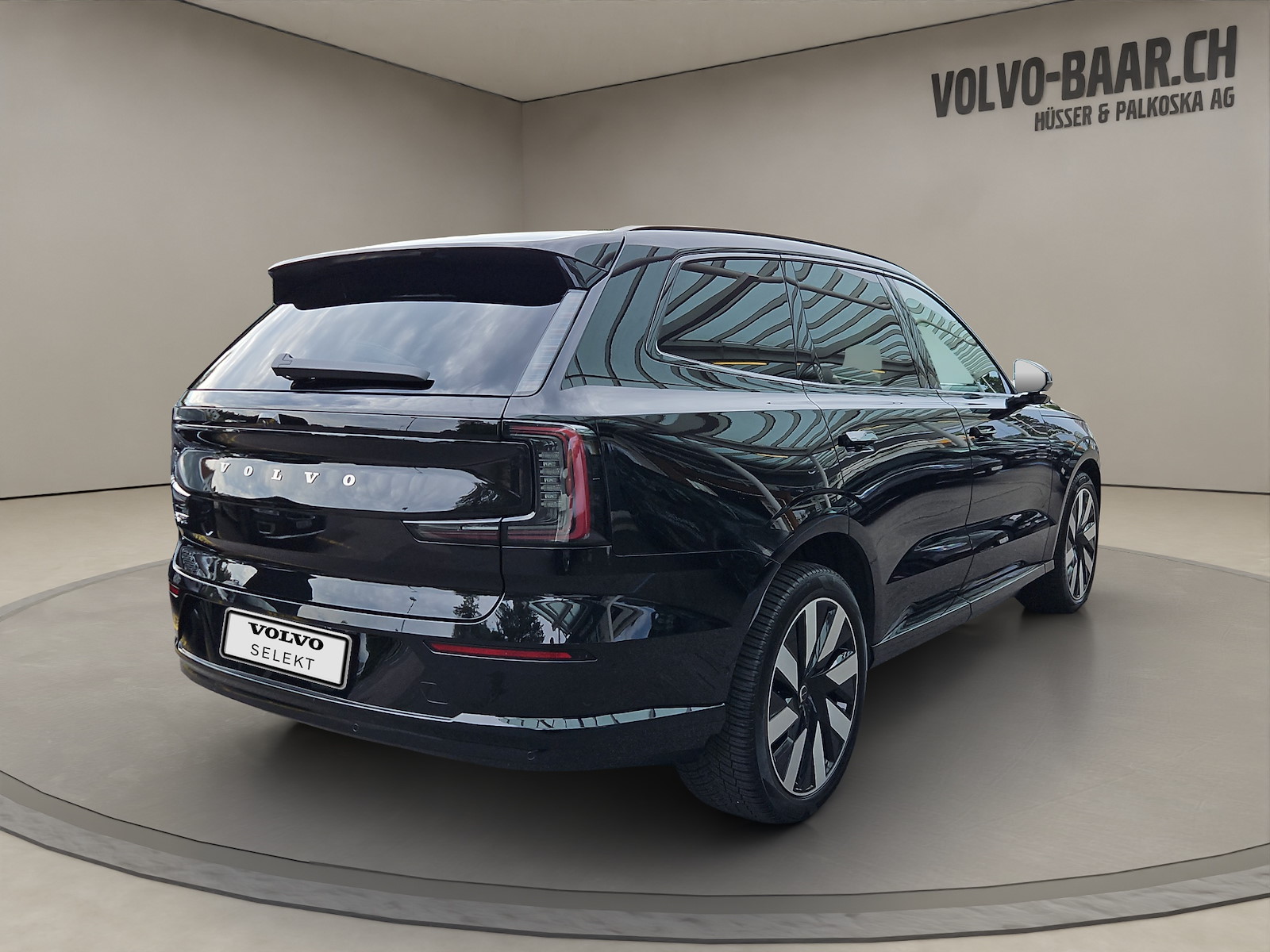 VOLVO EX90 Twin Plus AWD-image-4