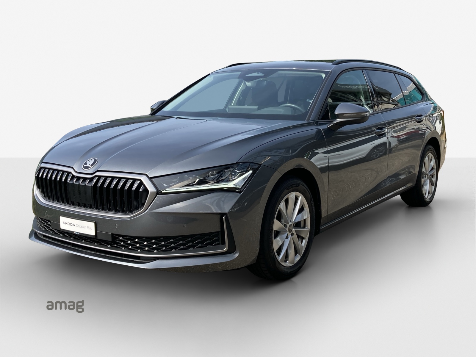SKODA Superb Combi 2.0 TDi Selection 4x4 DSG-image-0