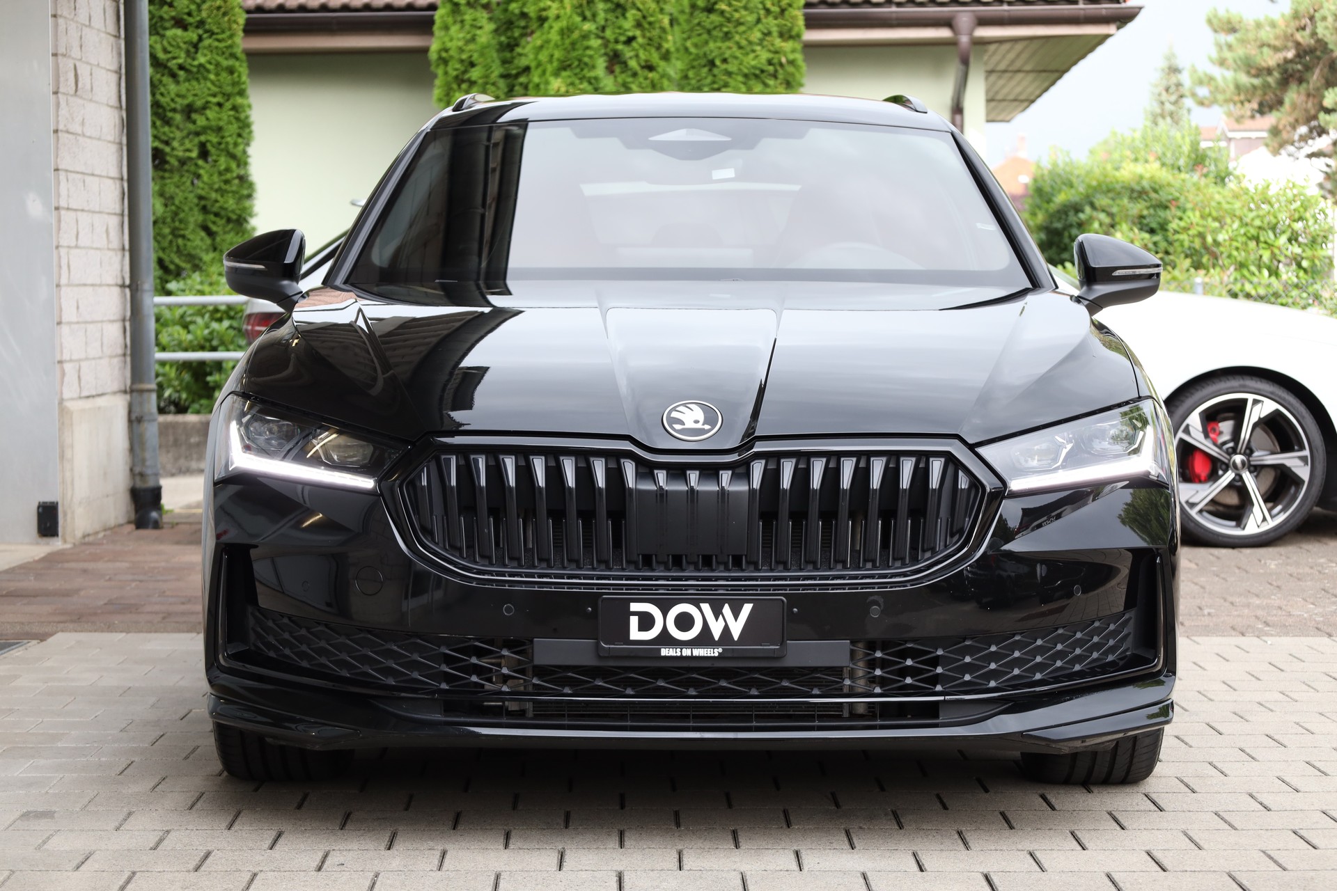 SKODA Superb Combi 2.0 TDi Sportline 4x4 DSG-image-5