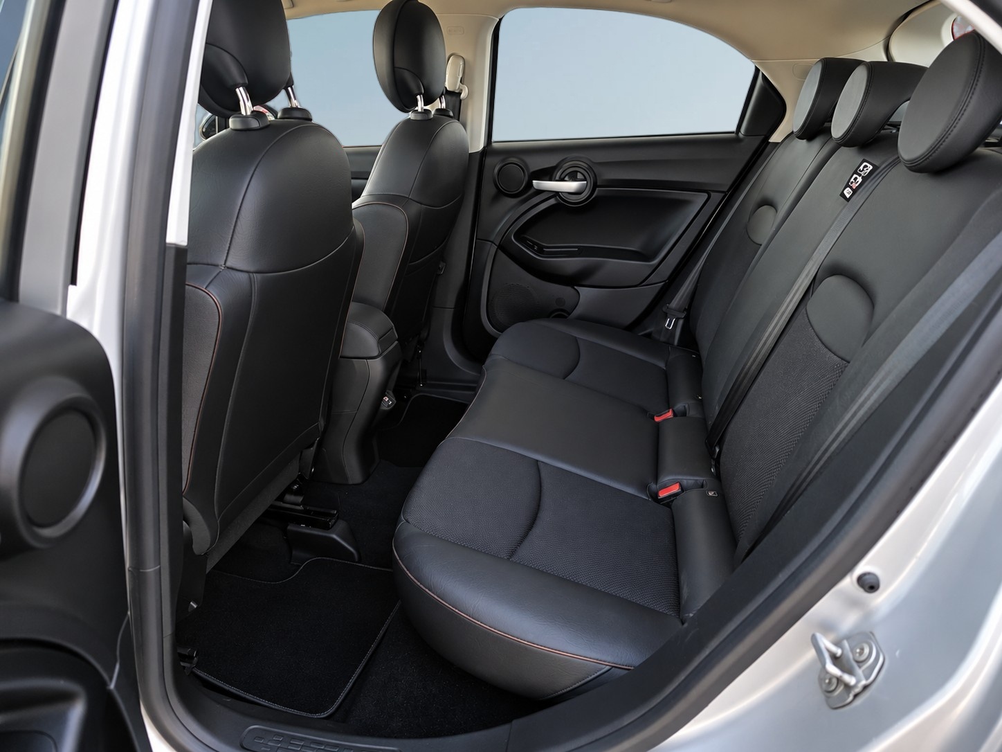 FIAT 500X 1.0 GSE 120th Anniversary * CH-Fahrzeug * ab MFK *-image-18