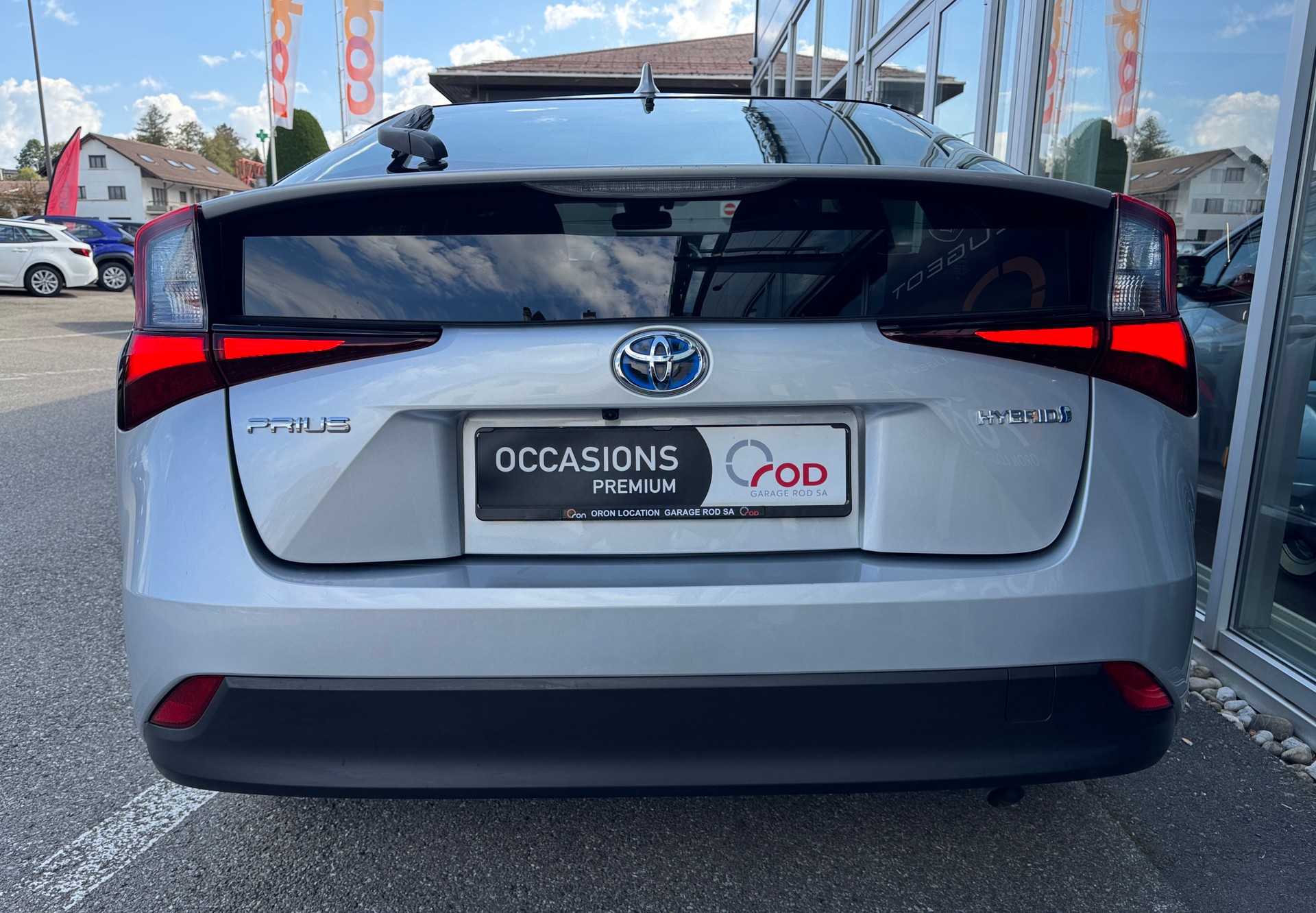 TOYOTA Prius 1.8 VVT-i HSD AWD-i Comfort-image-7