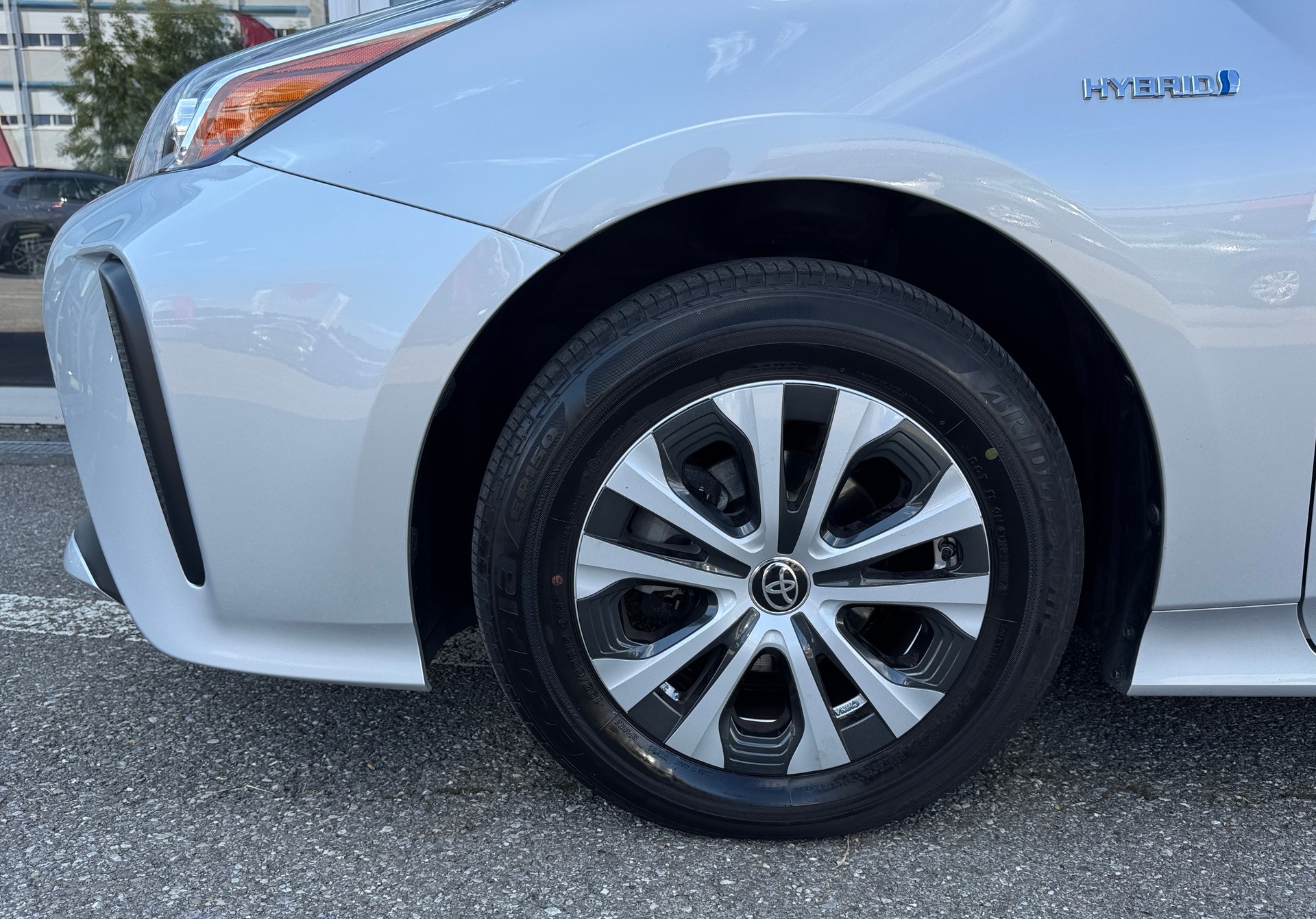 TOYOTA Prius 1.8 VVT-i HSD AWD-i Comfort-showroom-element-2