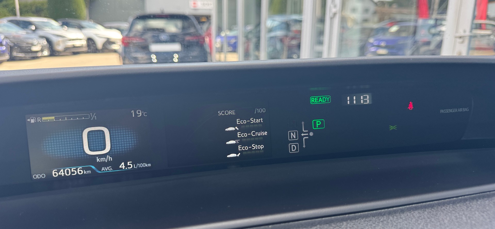 TOYOTA Prius 1.8 VVT-i HSD AWD-i Comfort-image-17