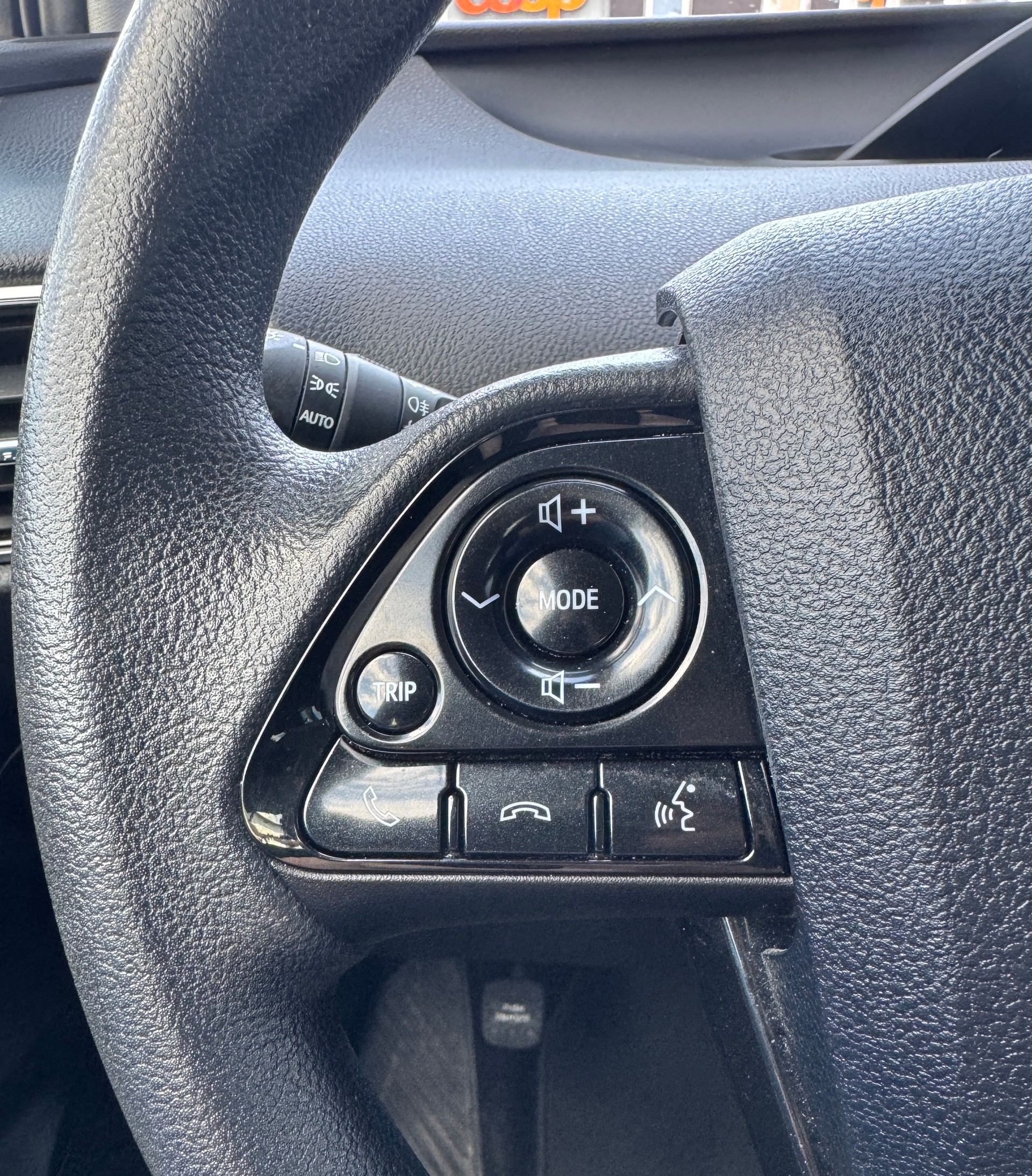 TOYOTA Prius 1.8 VVT-i HSD AWD-i Comfort-image-16