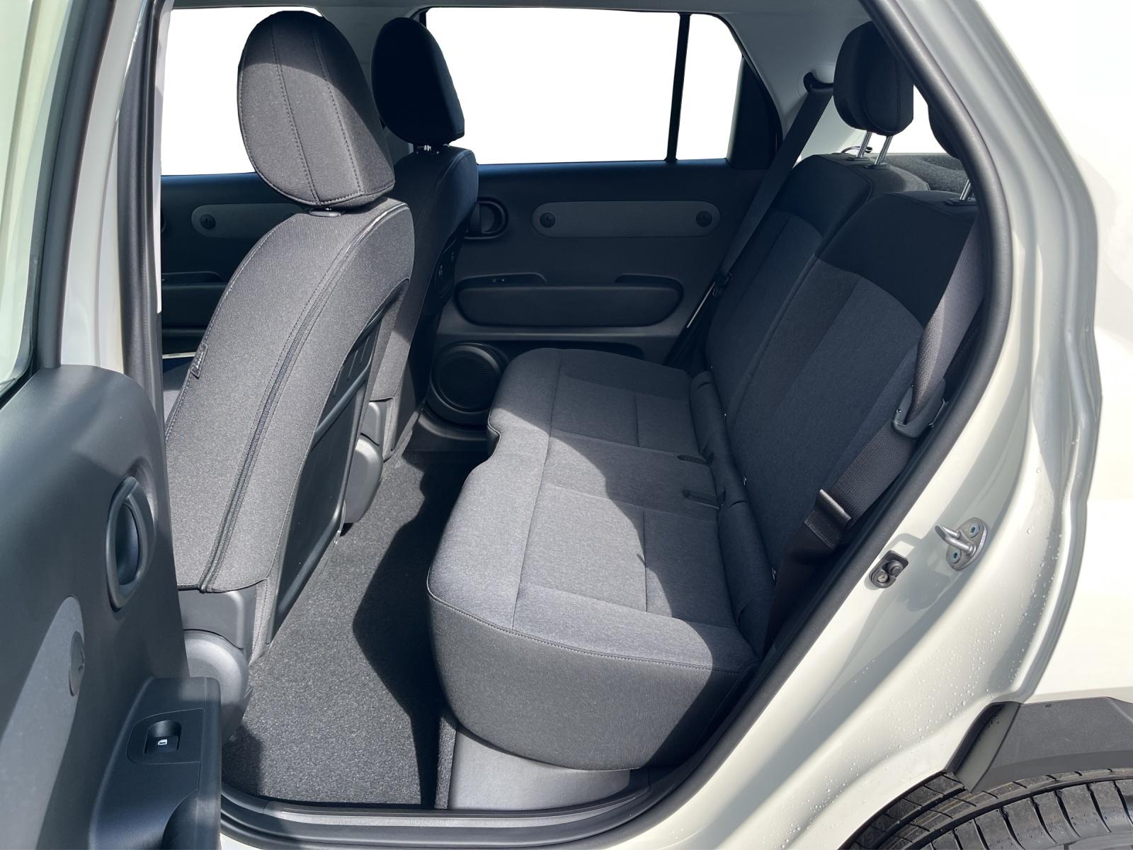 HYUNDAI Inster 49 kWh Electric Origo-image-9