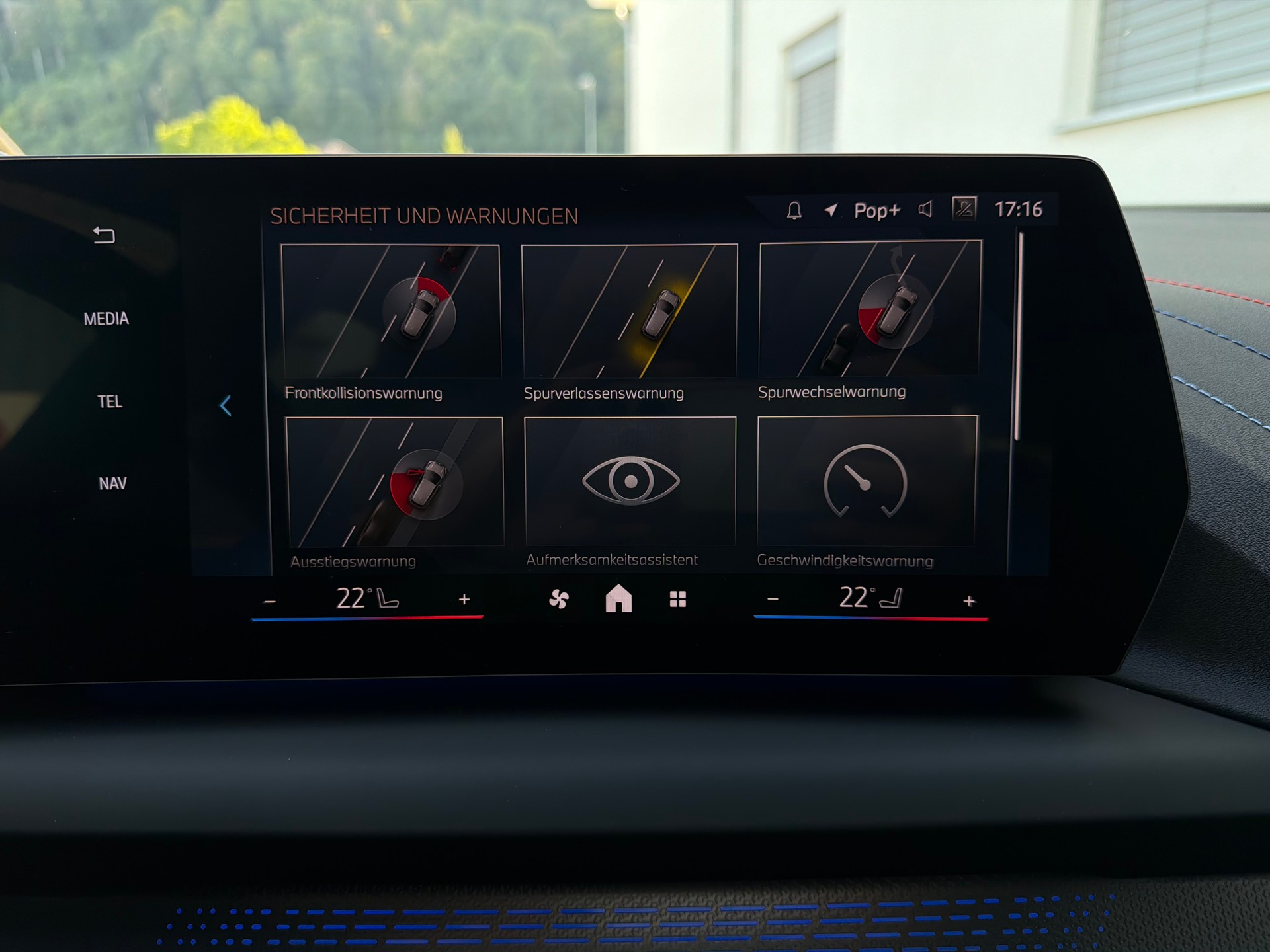 BMW 118d Steptronic M Sport Pro-image-25