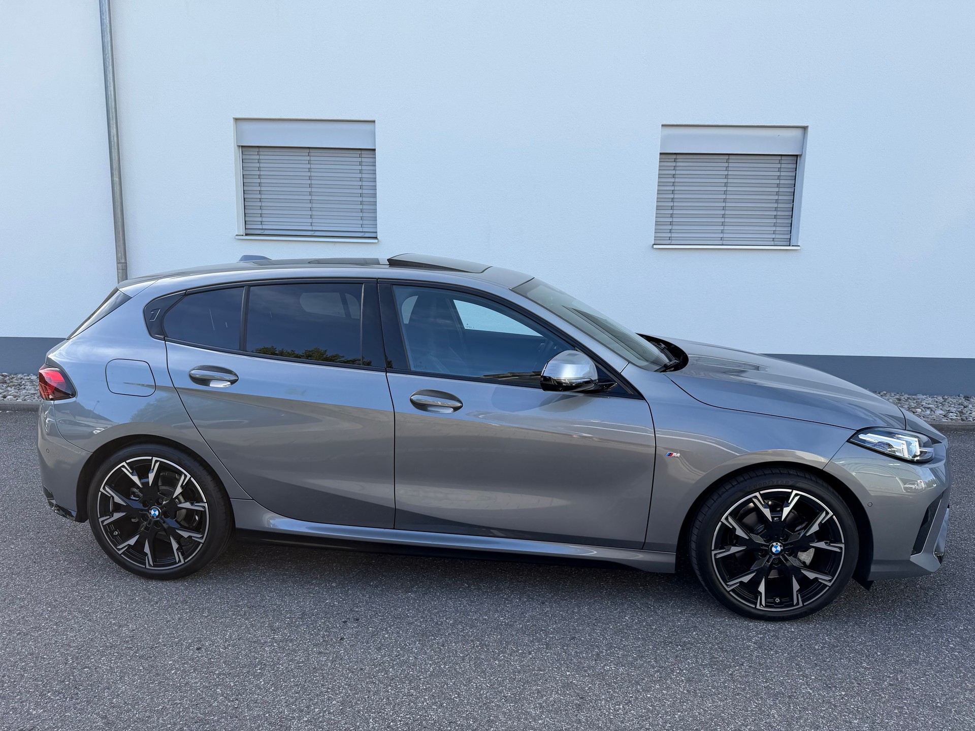 BMW 118d Steptronic M Sport Pro-showroom-element-3