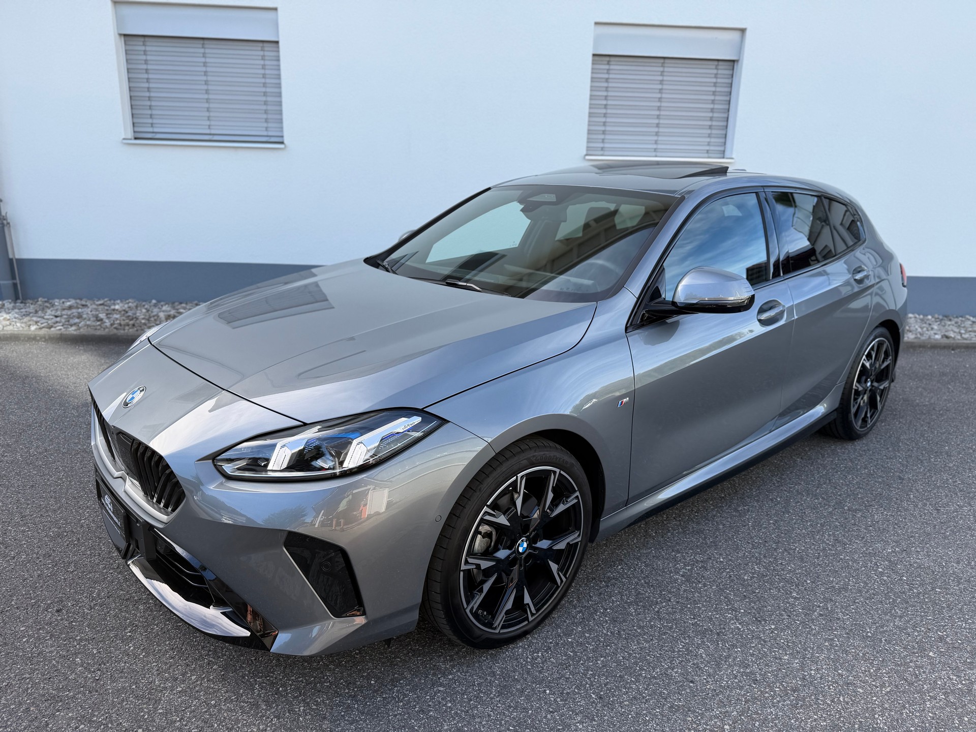 BMW 118d Steptronic M Sport Pro-image-10