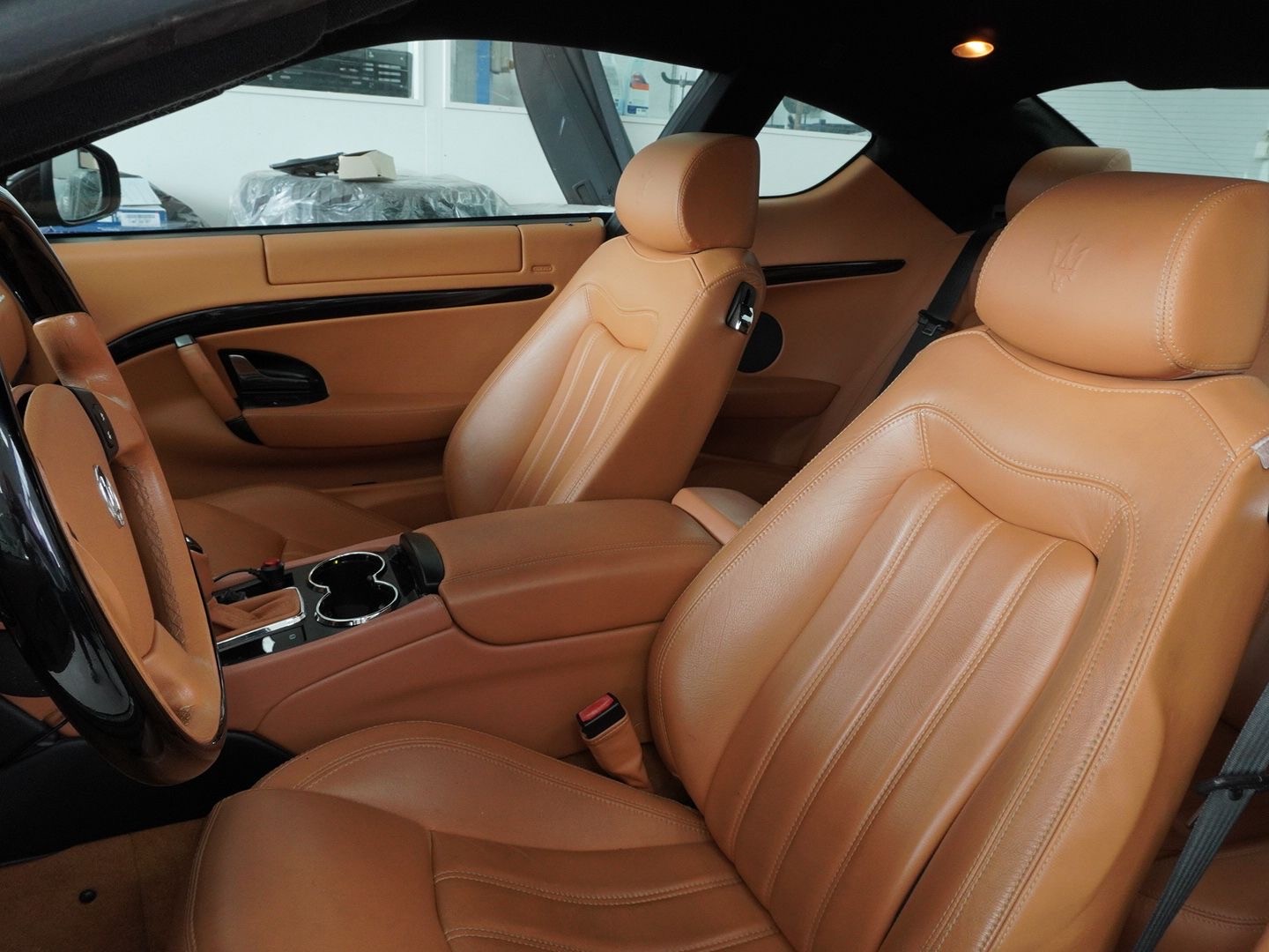 MASERATI GranTurismo Automatica-image-3