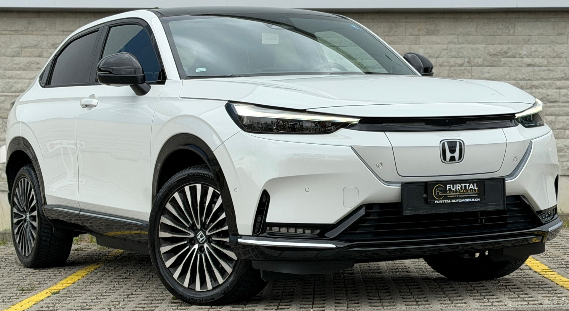HONDA Ny1 Elegance-image-0
