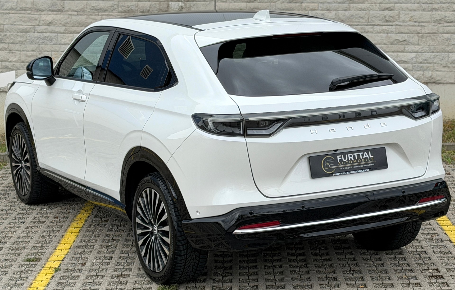 HONDA Ny1 Elegance-image-4