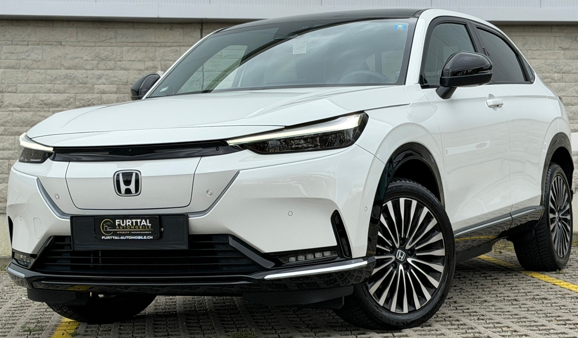 HONDA Ny1 Elegance-image-2
