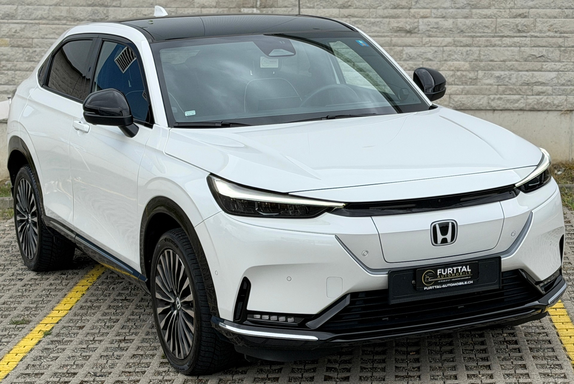 HONDA Ny1 Elegance-image-1