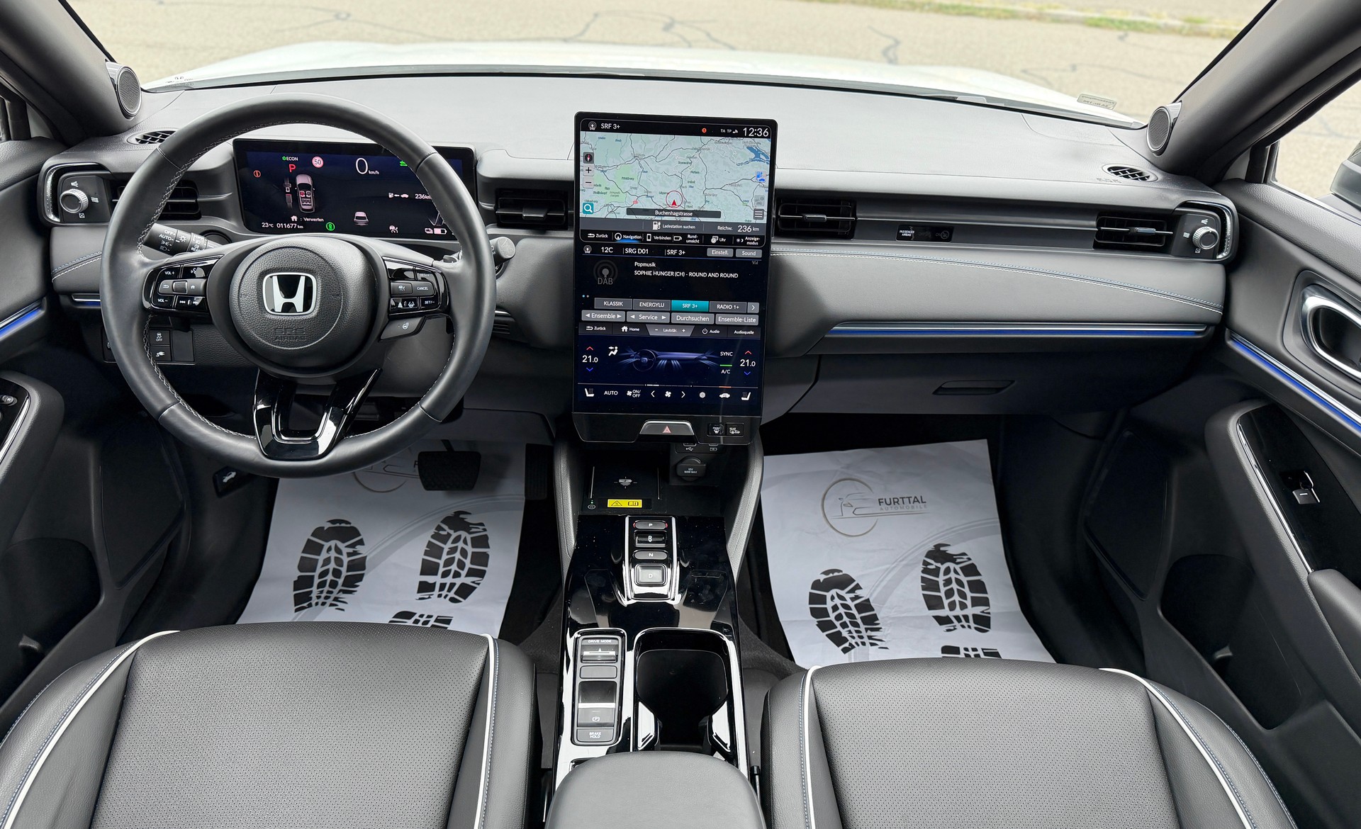 HONDA Ny1 Elegance-image-10