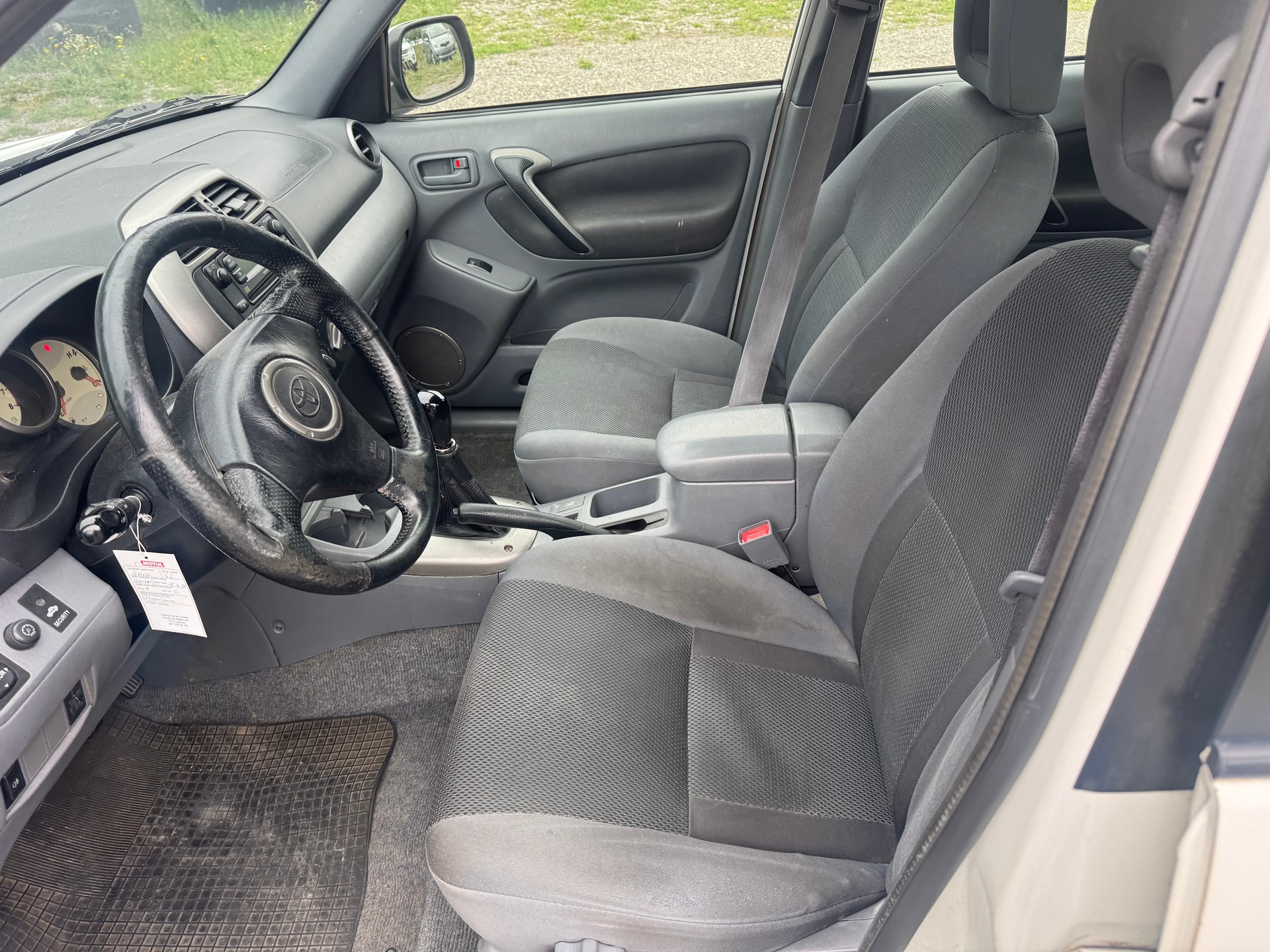 TOYOTA RAV-4 2.0 16V Linea Sol-image-8