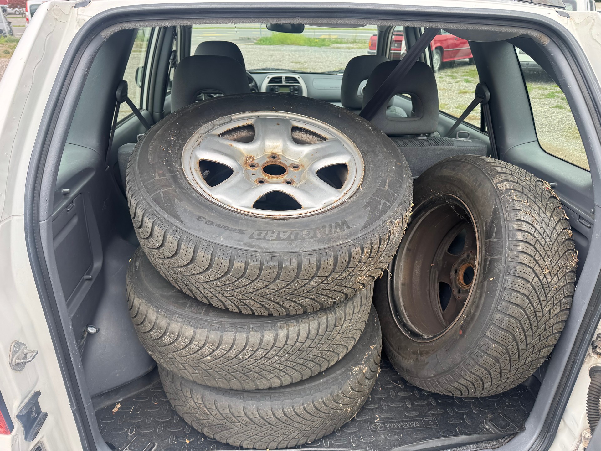 TOYOTA RAV-4 2.0 16V Linea Sol-image-11