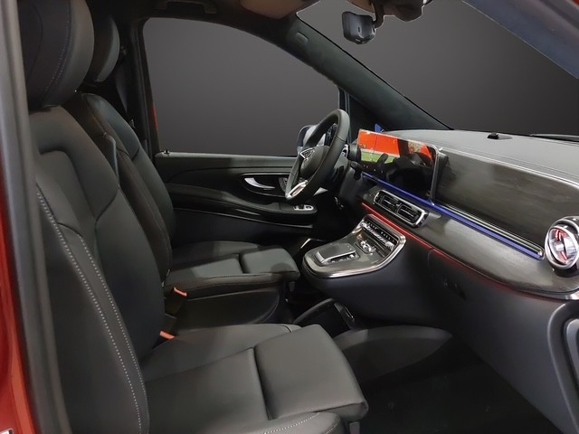 MERCEDES-BENZ V 300 d lang 4Matic Swiss Edition 9G-Tronic-image-7