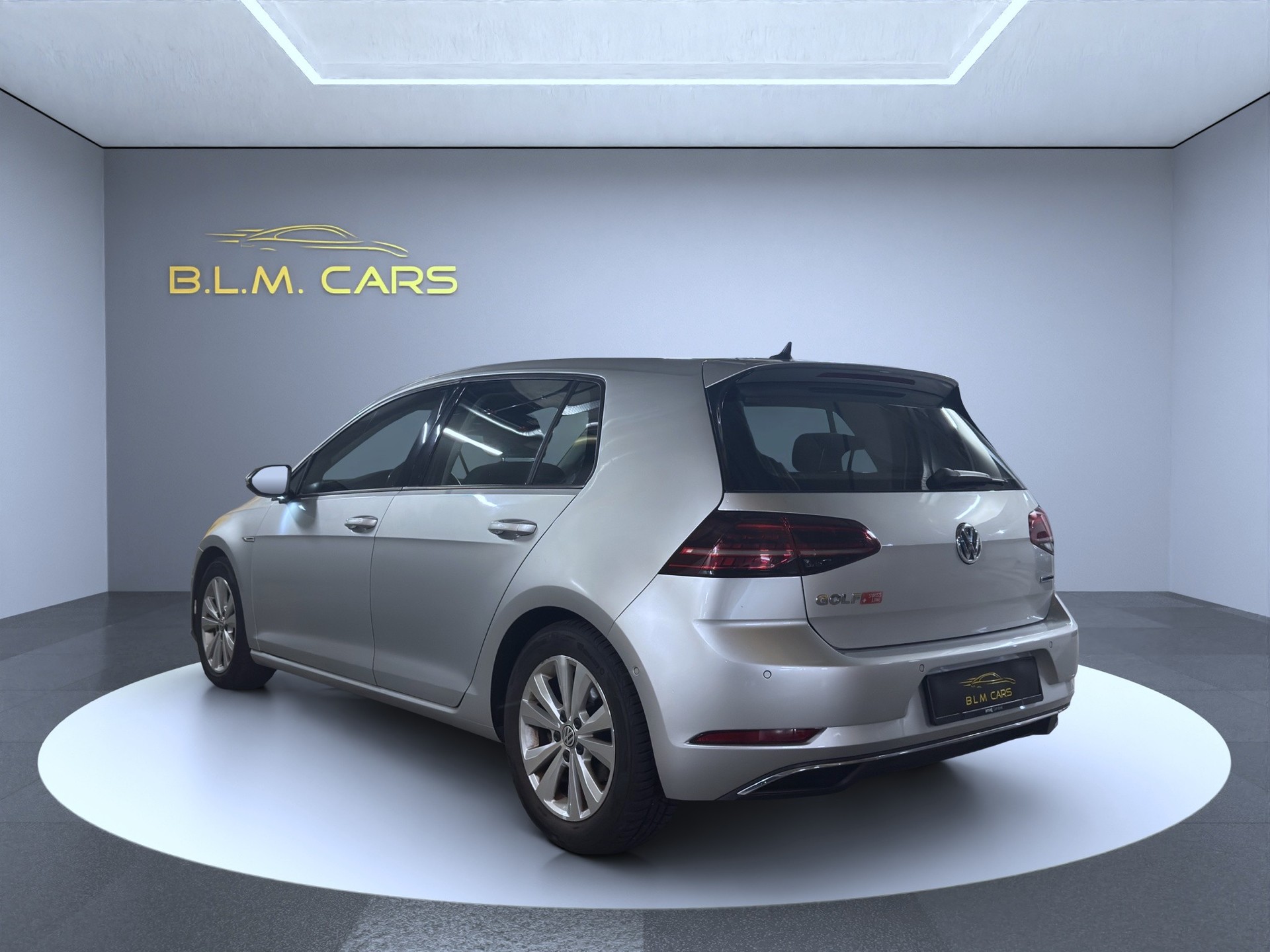 VW Golf 1.5 TSI EVO Comfortline DSG-image-4