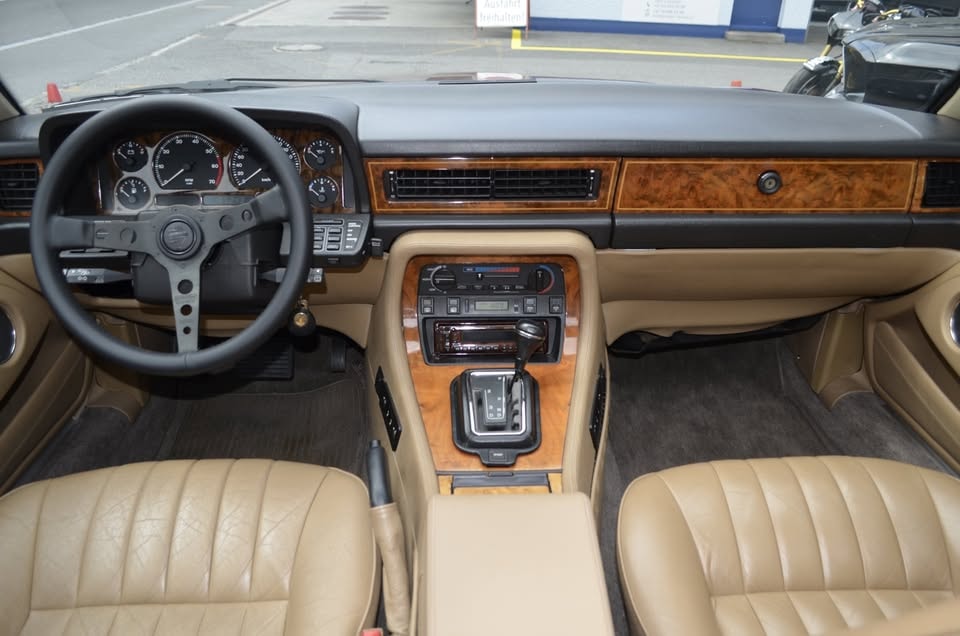 JAGUAR Sovereign-image-6