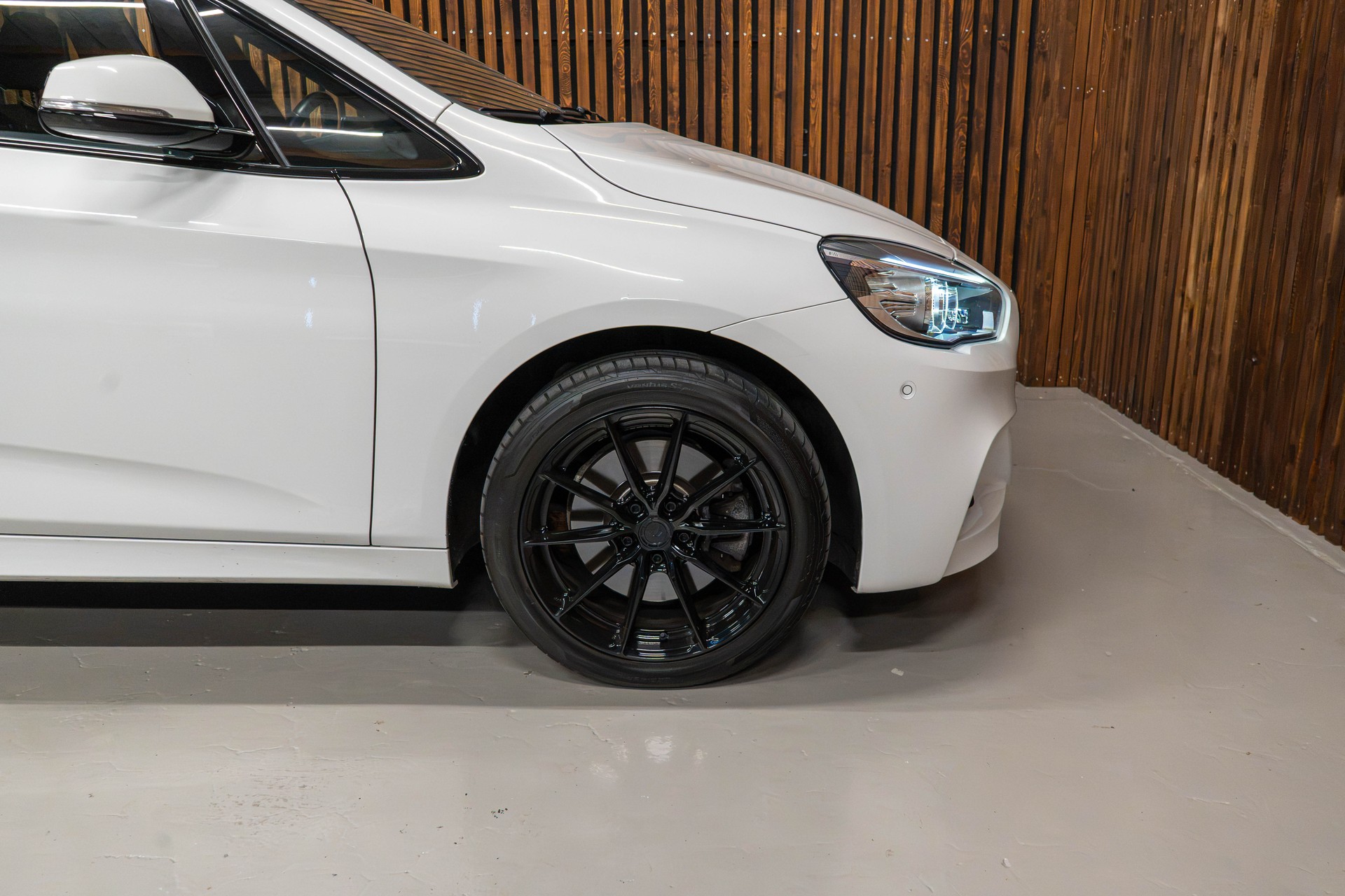 BMW 225xe Active Tourer-image-7