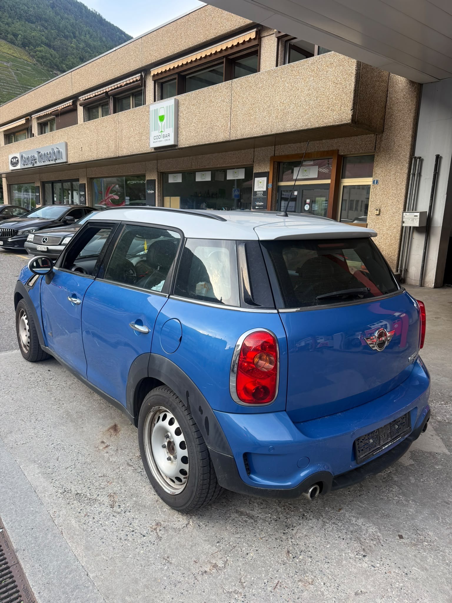 MINI Countryman Cooper SD ALL4 Steptronic-image-5