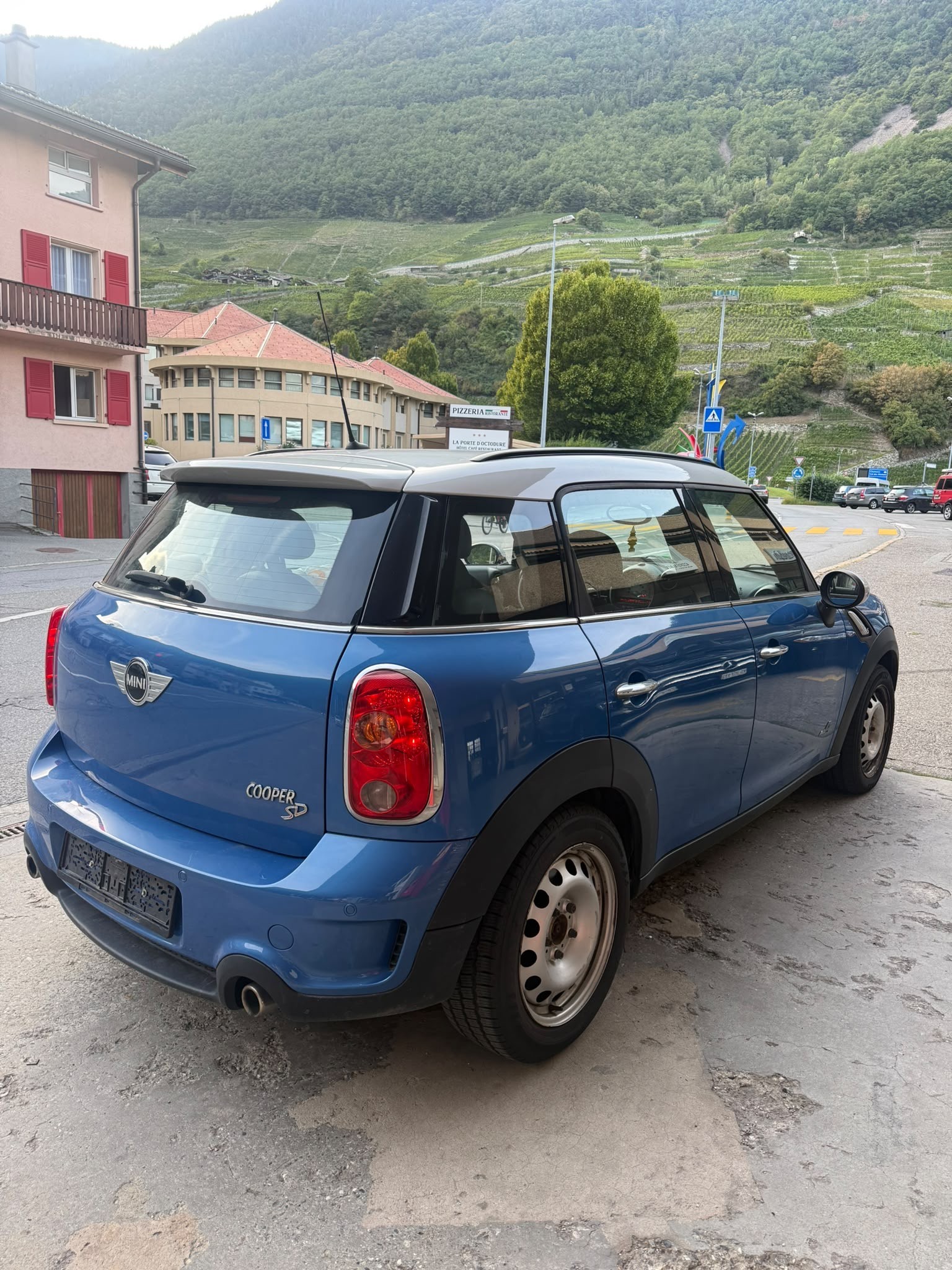 MINI Countryman Cooper SD ALL4 Steptronic-image-3