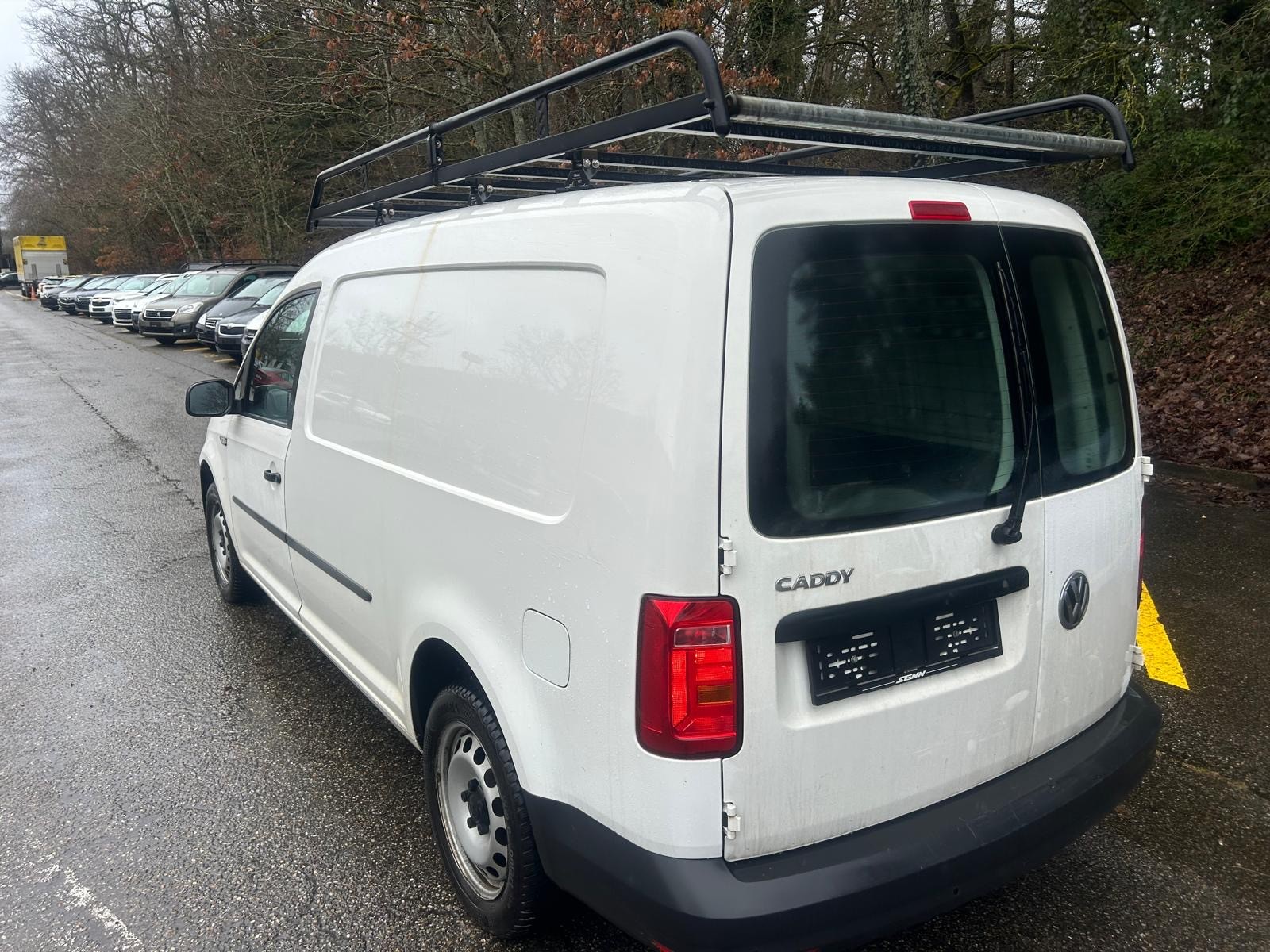 VW Caddy Maxi 1.4TGI BlueMotion Technology-image-2