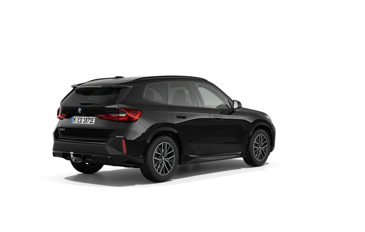 BMW iX1 xDrive 30 M Sport-image-1
