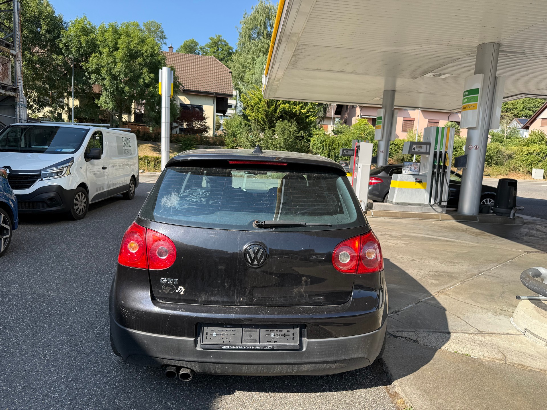 VW Golf 2.0 TFSI GTI-image-3