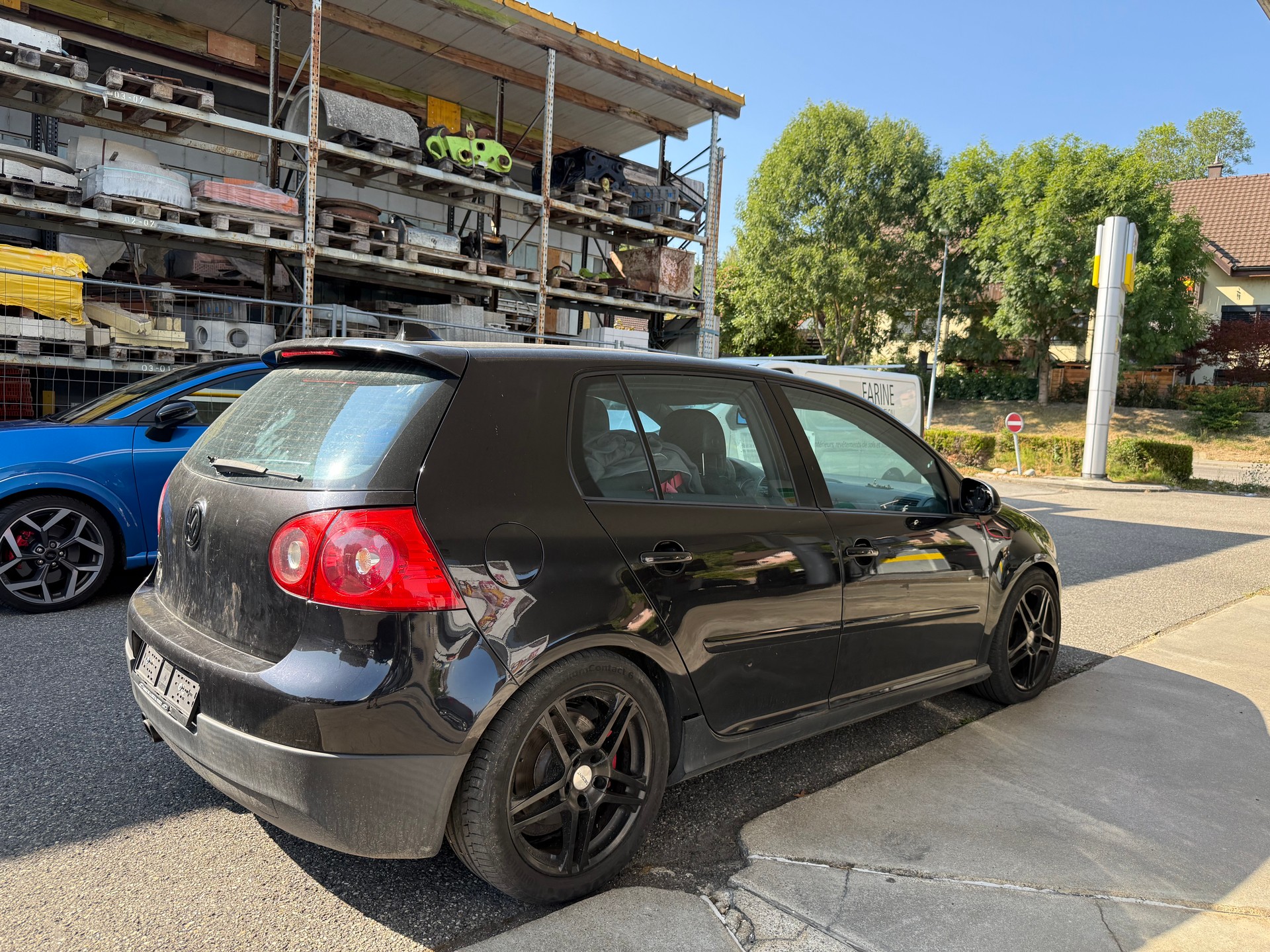 VW Golf 2.0 TFSI GTI-image-4