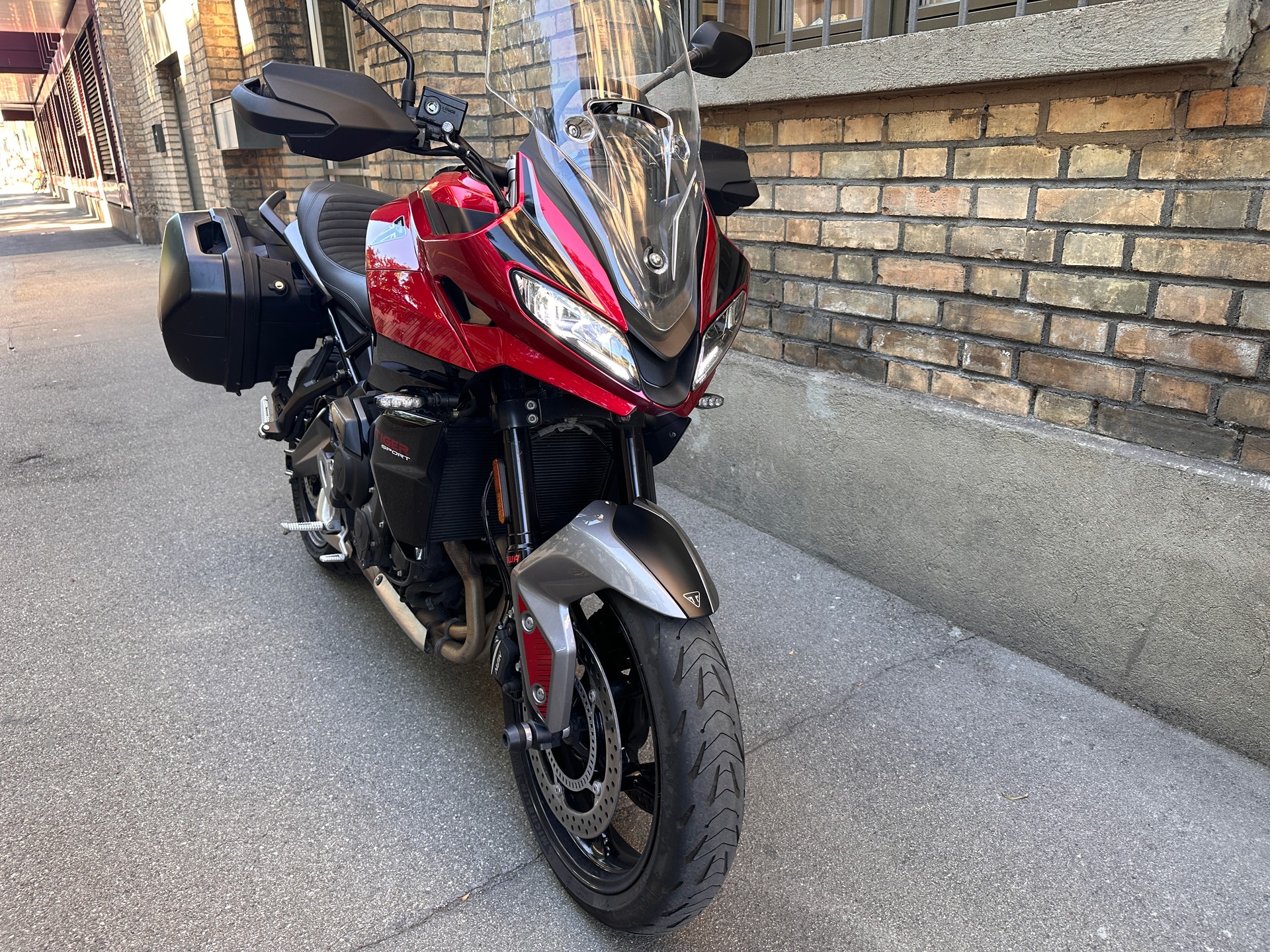 TRIUMPH Tiger 660 Sport (35kW)-showroom-element-1