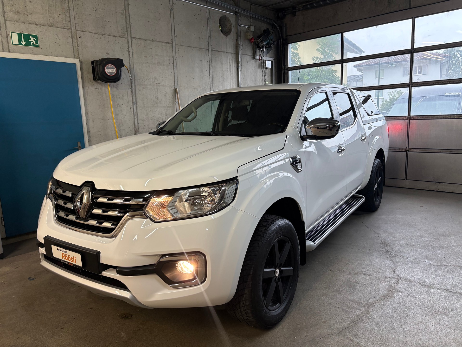 RENAULT Alaskan Doppel Cabin TwinTurbo dCi190 4WD Intens A-image-9