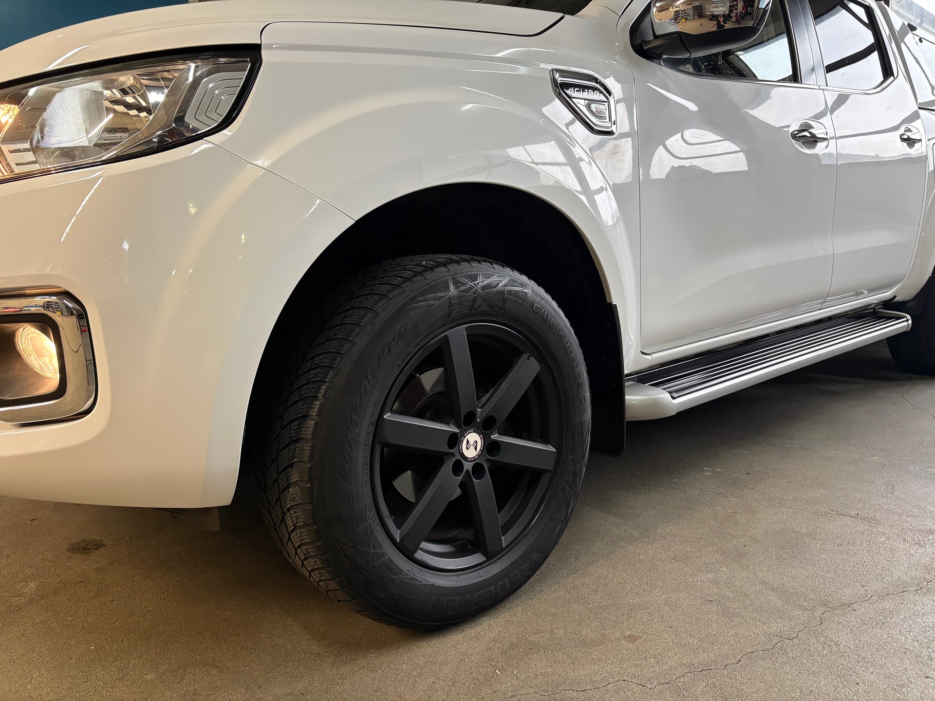 RENAULT Alaskan Doppel Cabin TwinTurbo dCi190 4WD Intens A-image-8