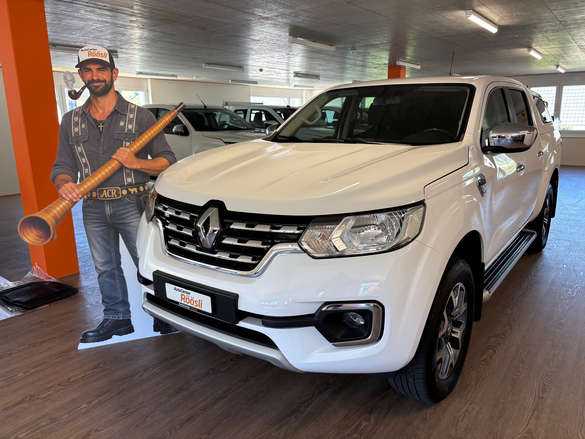 RENAULT Alaskan Doppel Cabin TwinTurbo dCi190 4WD Intens A-image-2