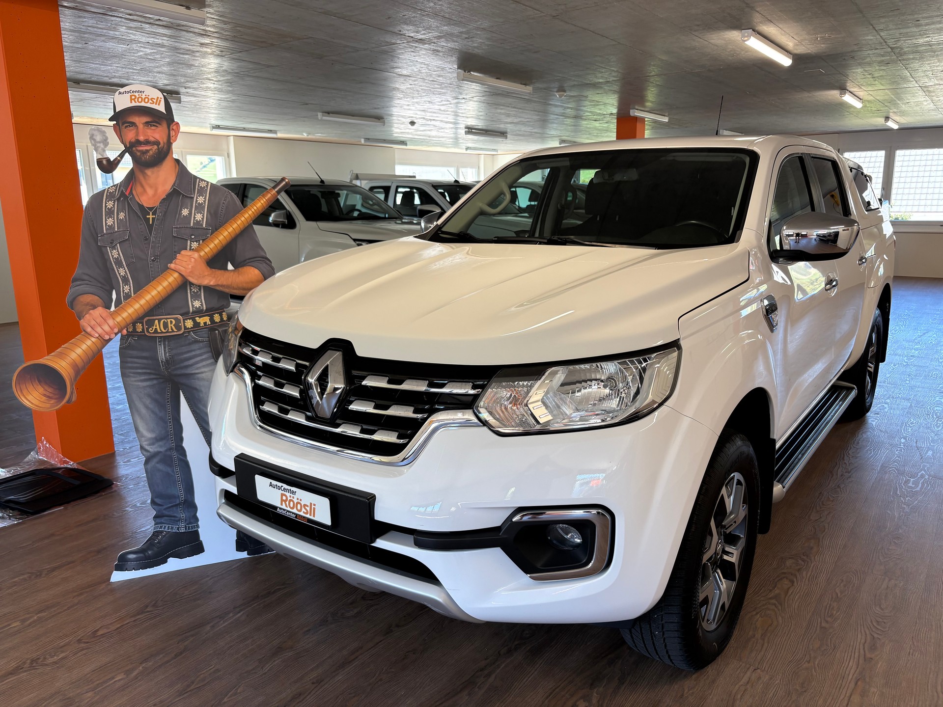 RENAULT Alaskan Doppel Cabin TwinTurbo dCi190 4WD Intens A-image-0