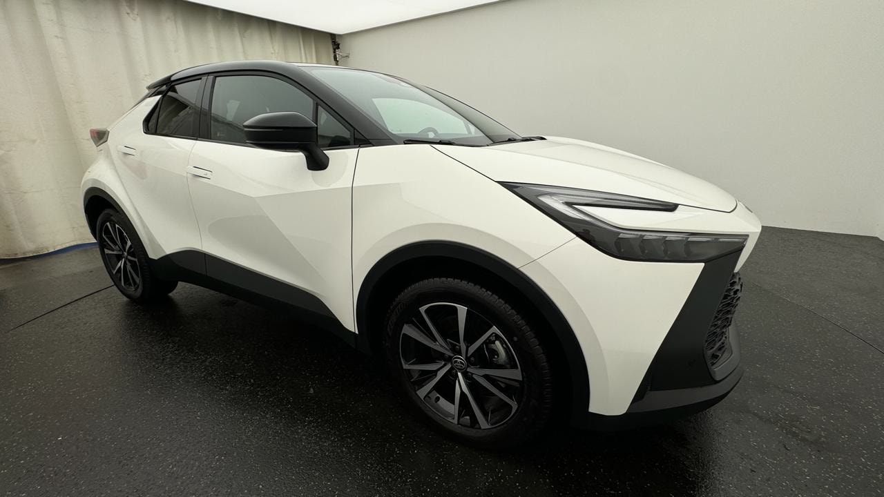 TOYOTA C-HR 2.0 PHEV CVT Style-image-0