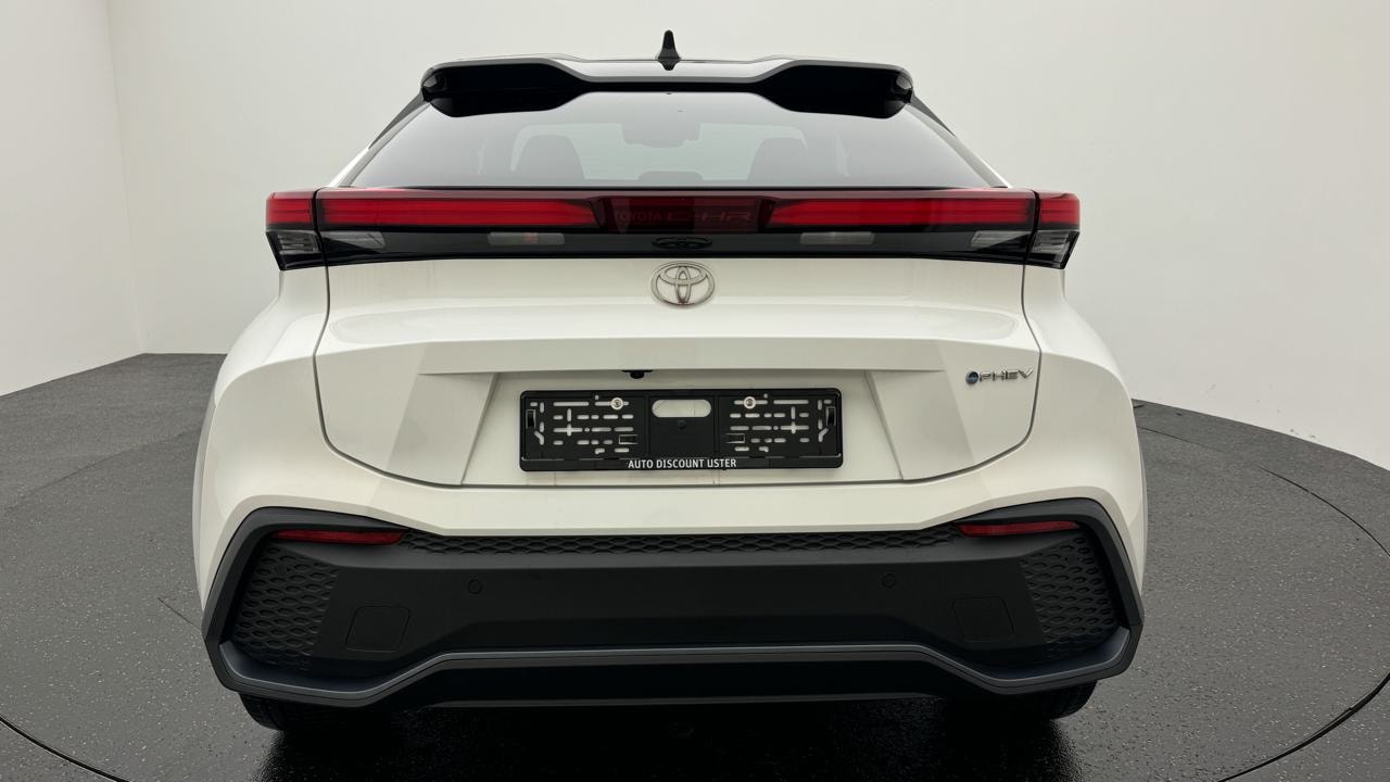 TOYOTA C-HR 2.0 PHEV CVT Style-image-3