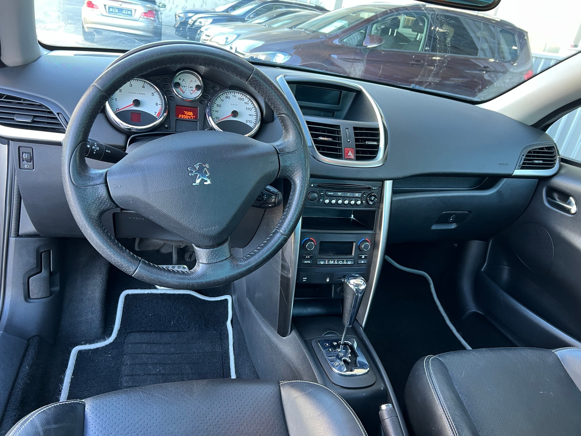 PEUGEOT 207 CC 1.6 16V Sport Automatic**Ab Platz**-image-6