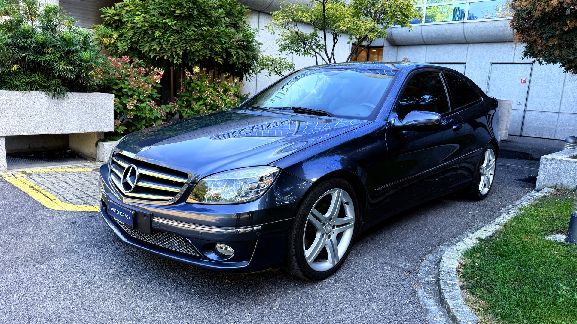 MERCEDES-BENZ CLC 180 Kompressor Sport Star+ Automatic-image-2