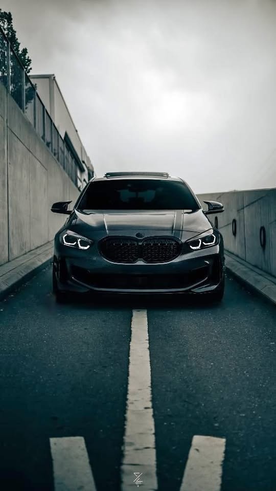 BMW M135i xDrive-image-0