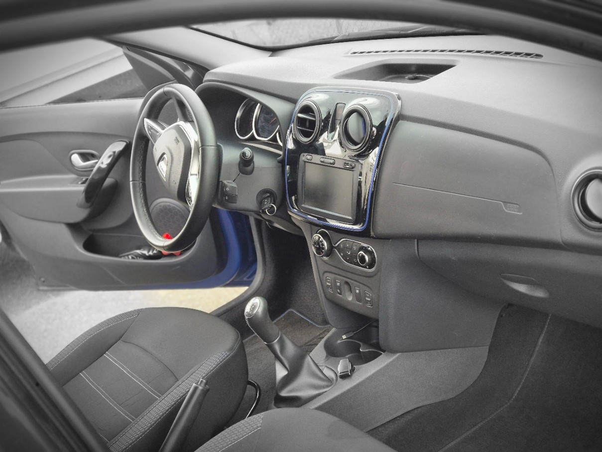 DACIA MCV90-image-5