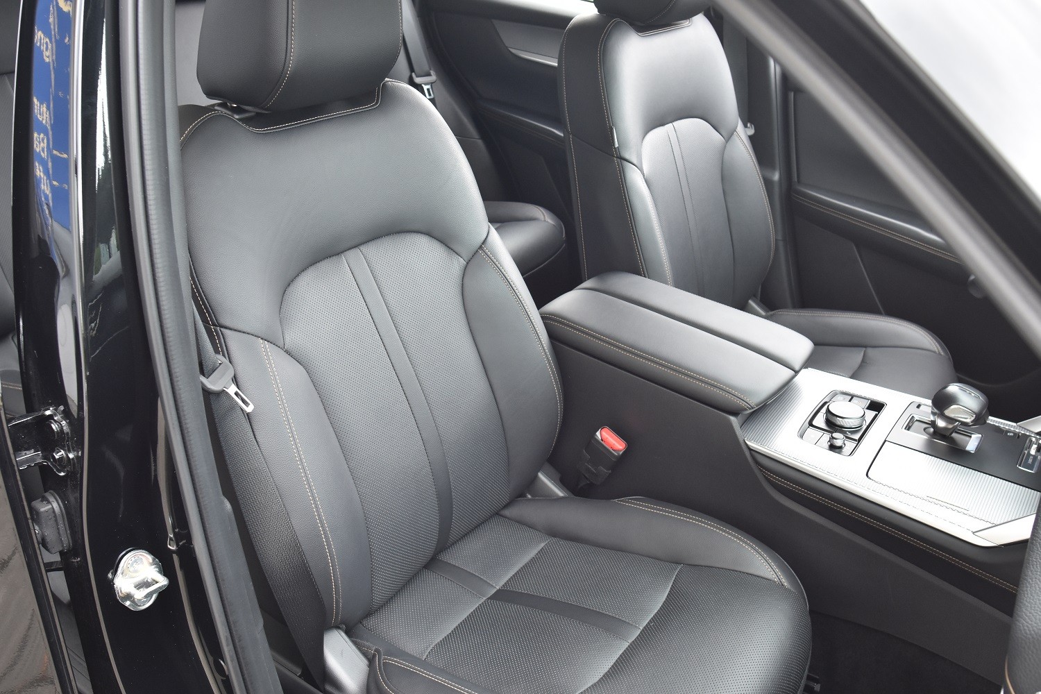 MAZDA CX-60 e-Skyactiv PHEV 327 AWD Homura-image-10