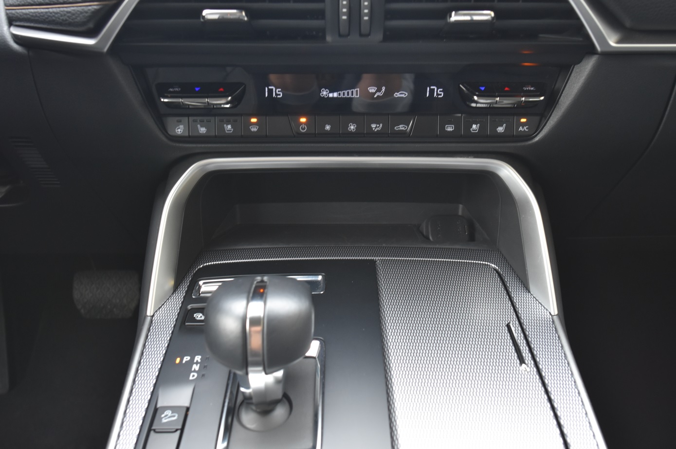 MAZDA CX-60 e-Skyactiv PHEV 327 AWD Homura-image-7