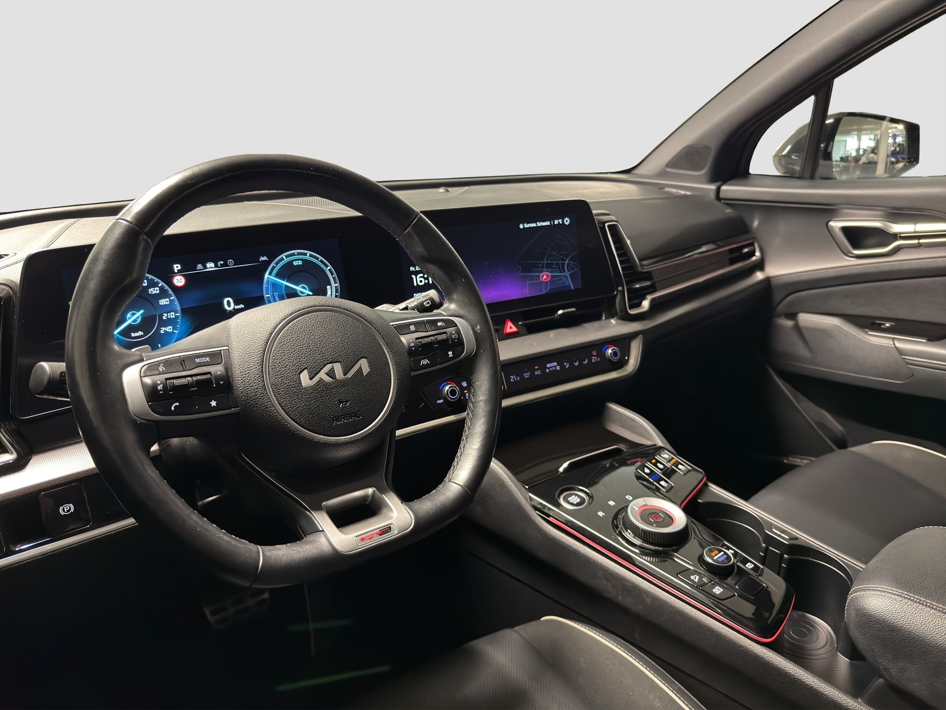 KIA Sportage 1.6 T-GDi Hybrid GT-Line-image-12